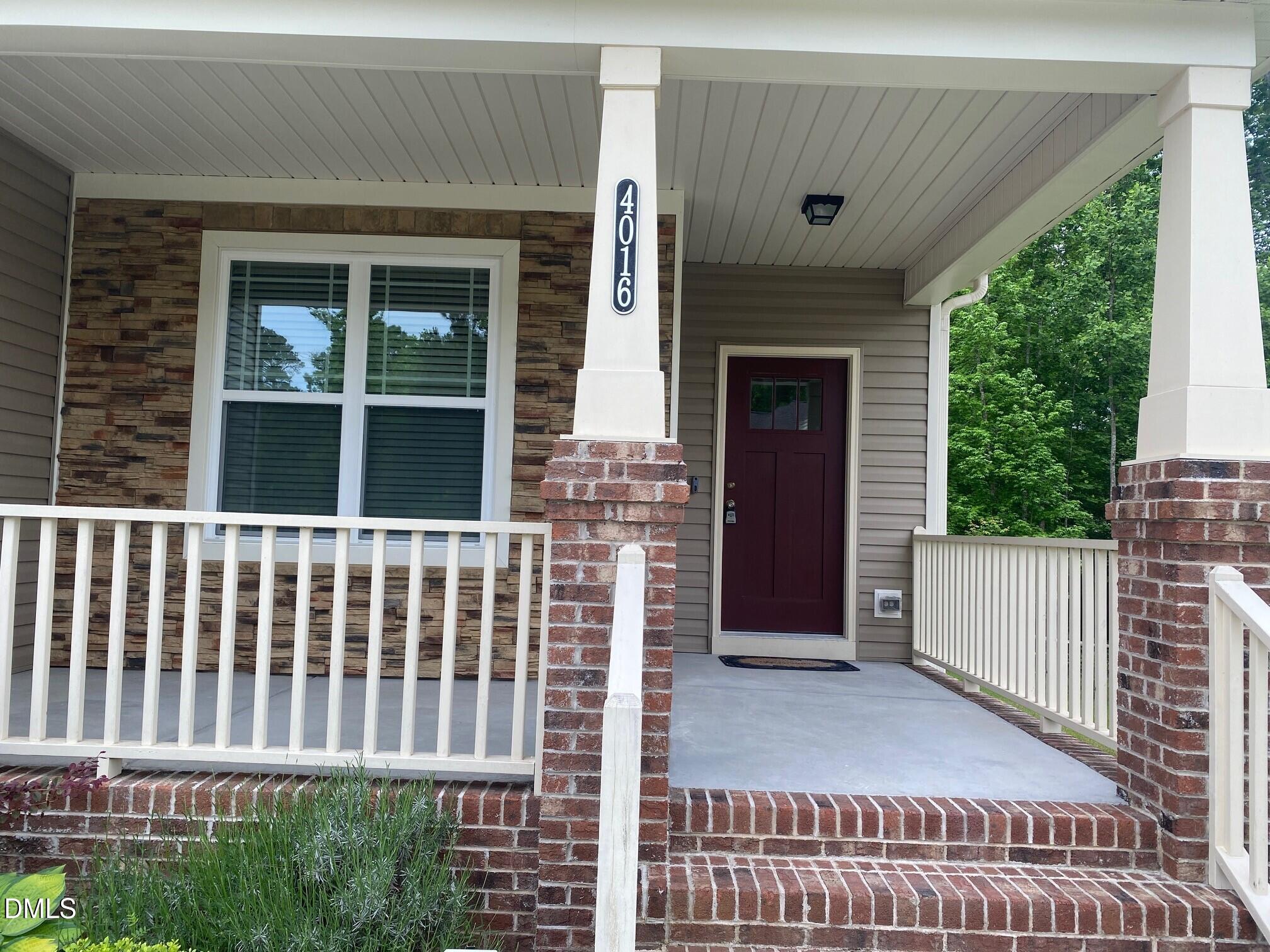 4016 Landover Peak Place Property Photo 3