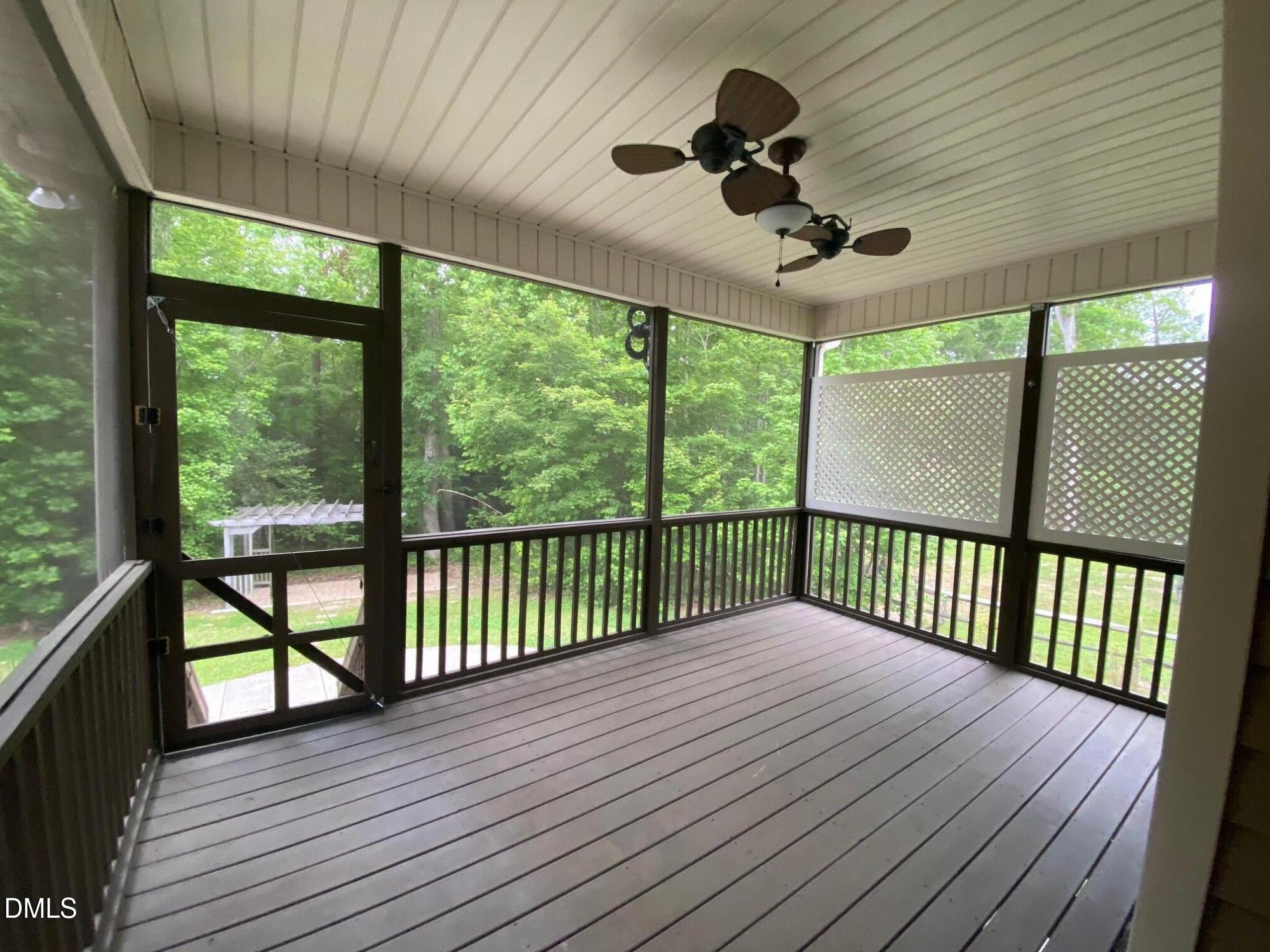 4016 Landover Peak Place Property Photo 4