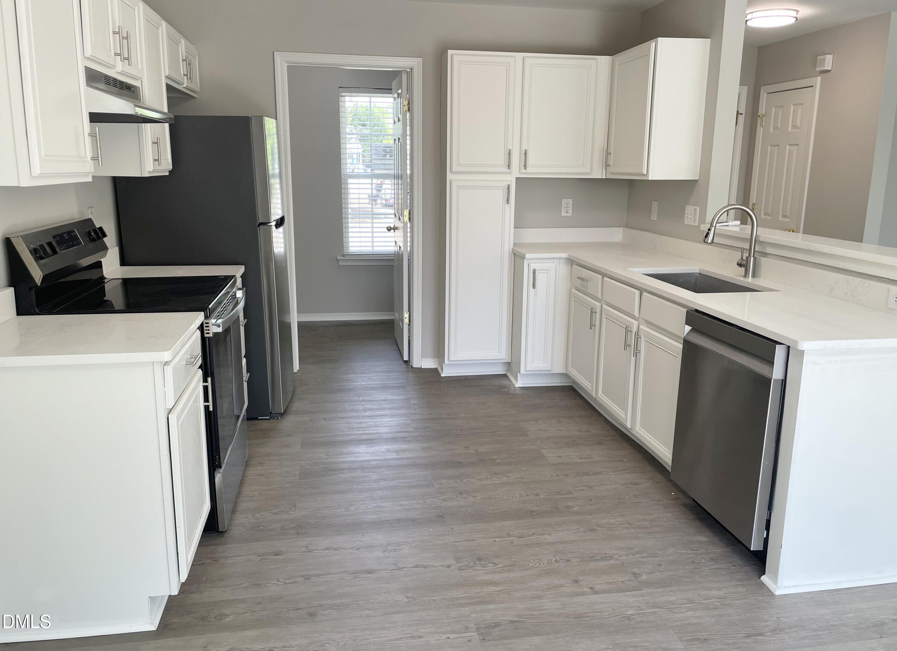 3001 Softwind Drive Property Photo 10