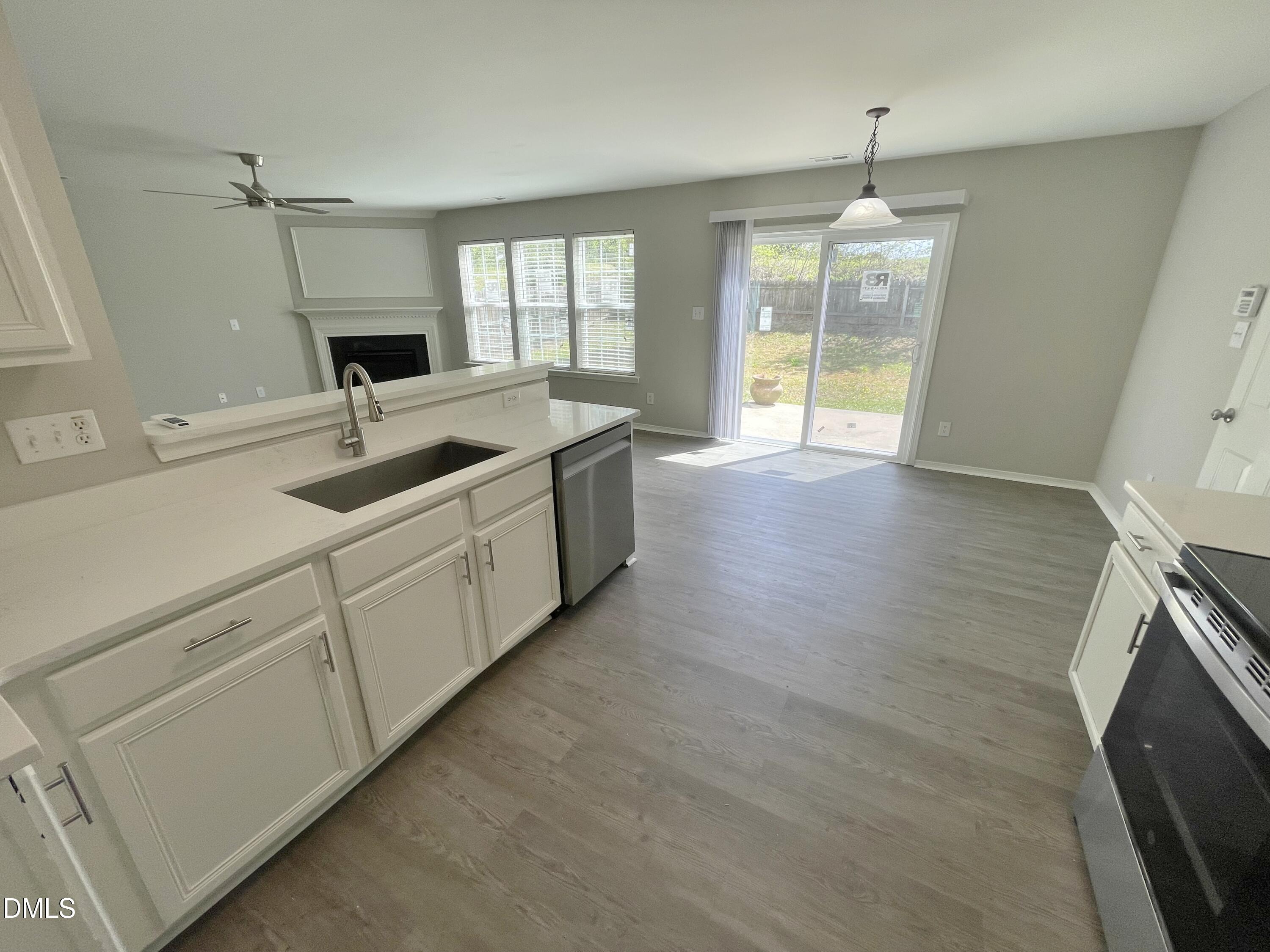 3001 Softwind Drive Property Photo 14