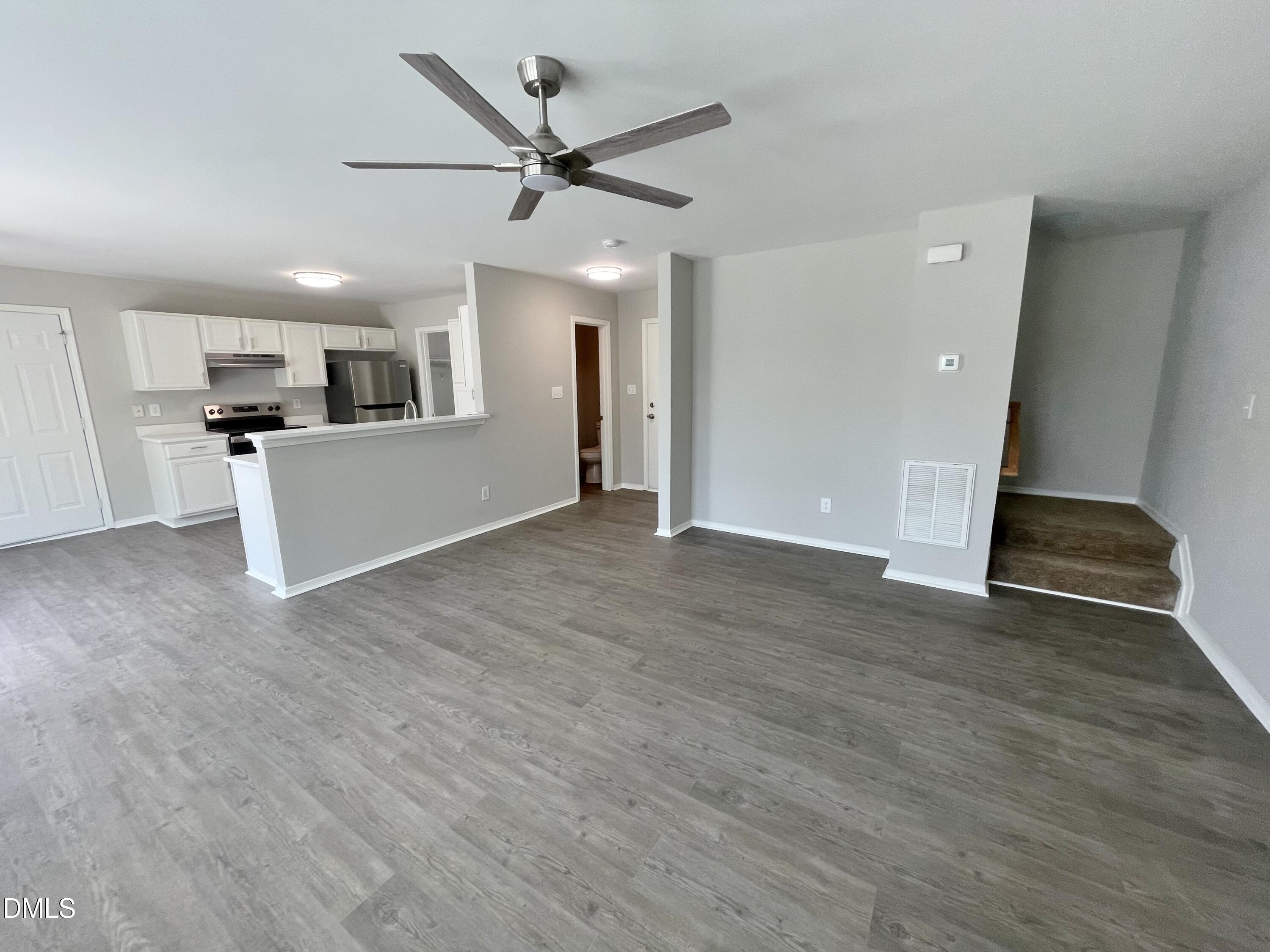 3001 Softwind Drive Property Photo 19