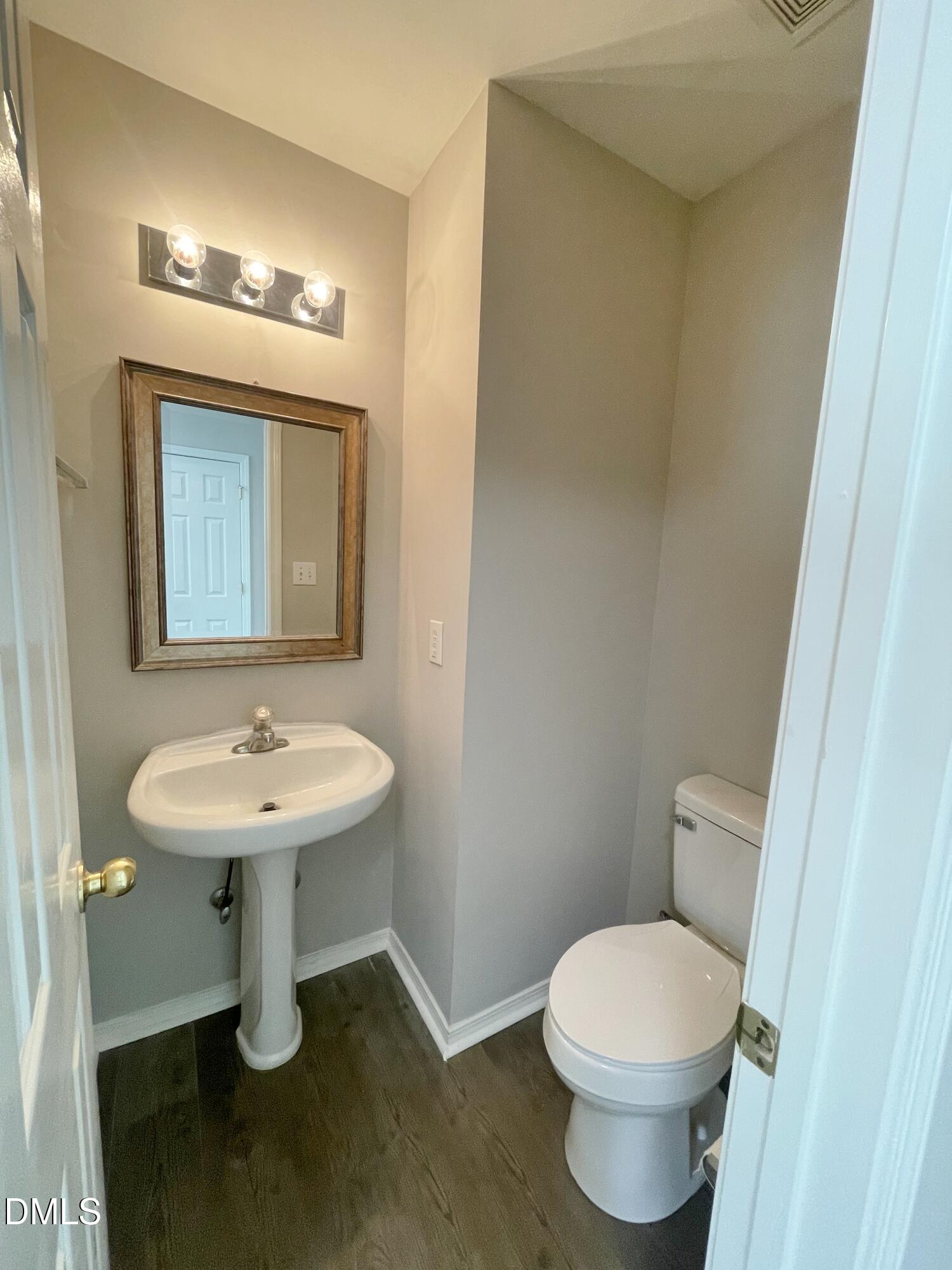 3001 Softwind Drive Property Photo 20
