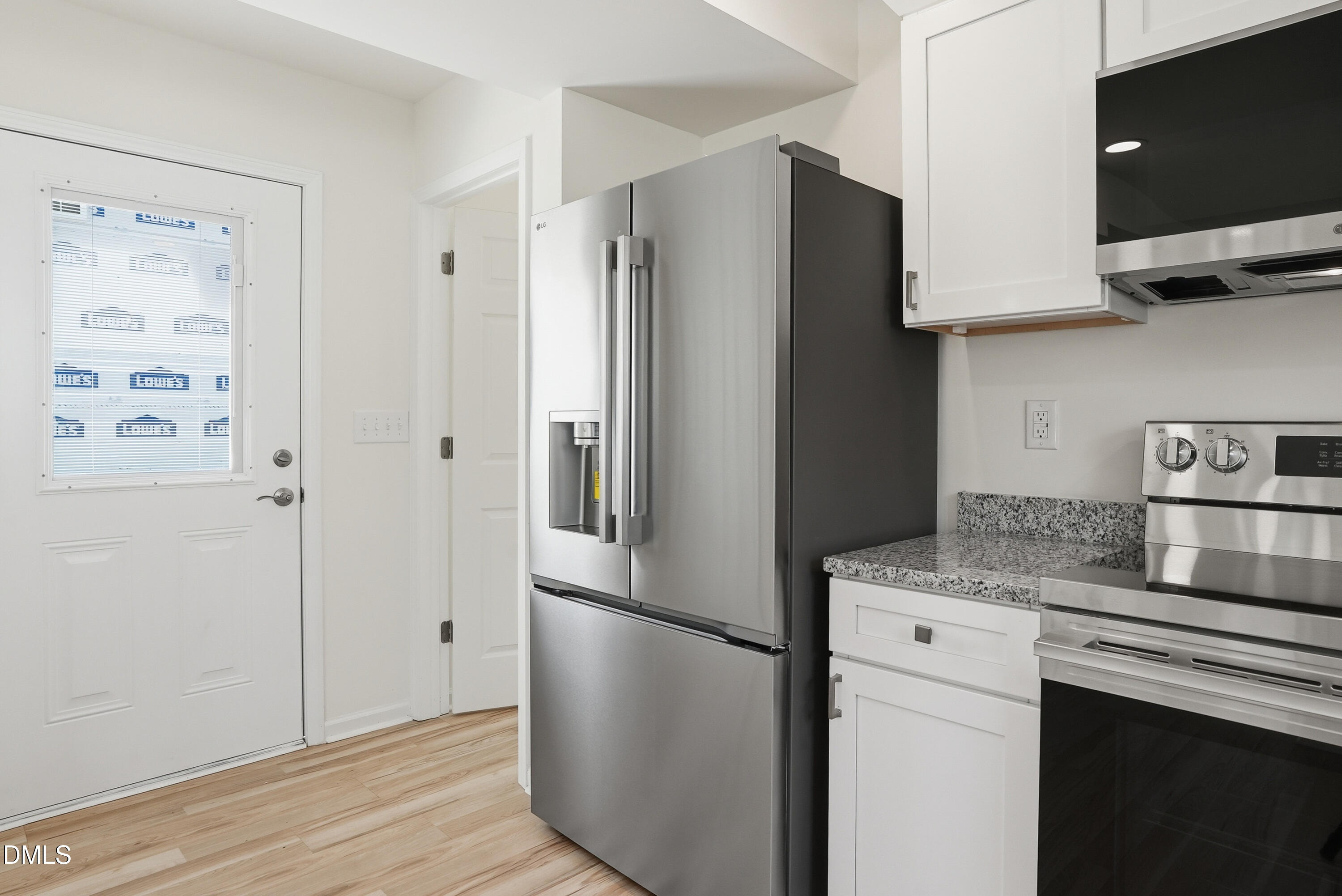 516 Singletary Street Se Property Photo 27