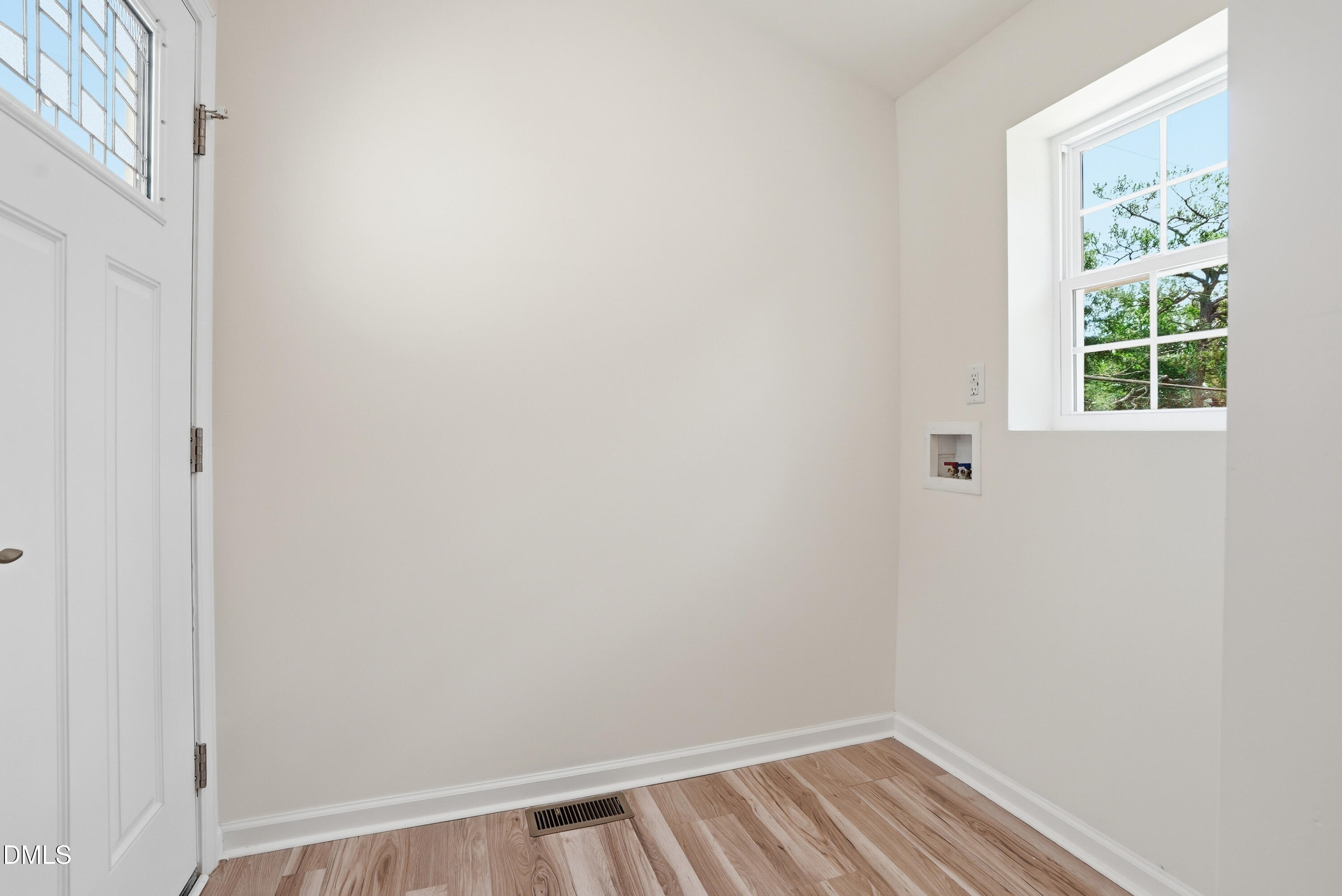 516 Singletary Street Se Property Photo 43
