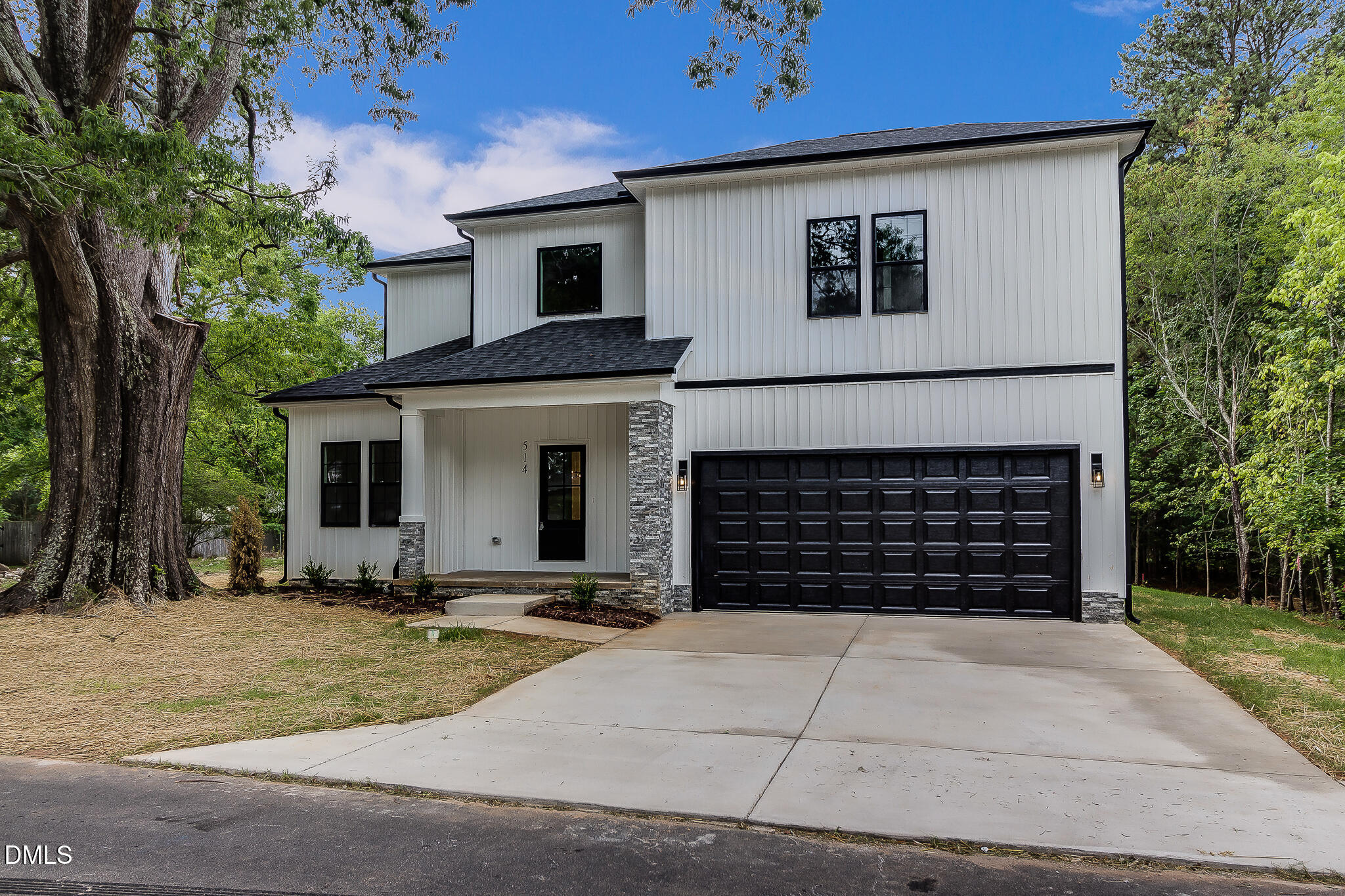 514 E Juniper Avenue Property Photo 1