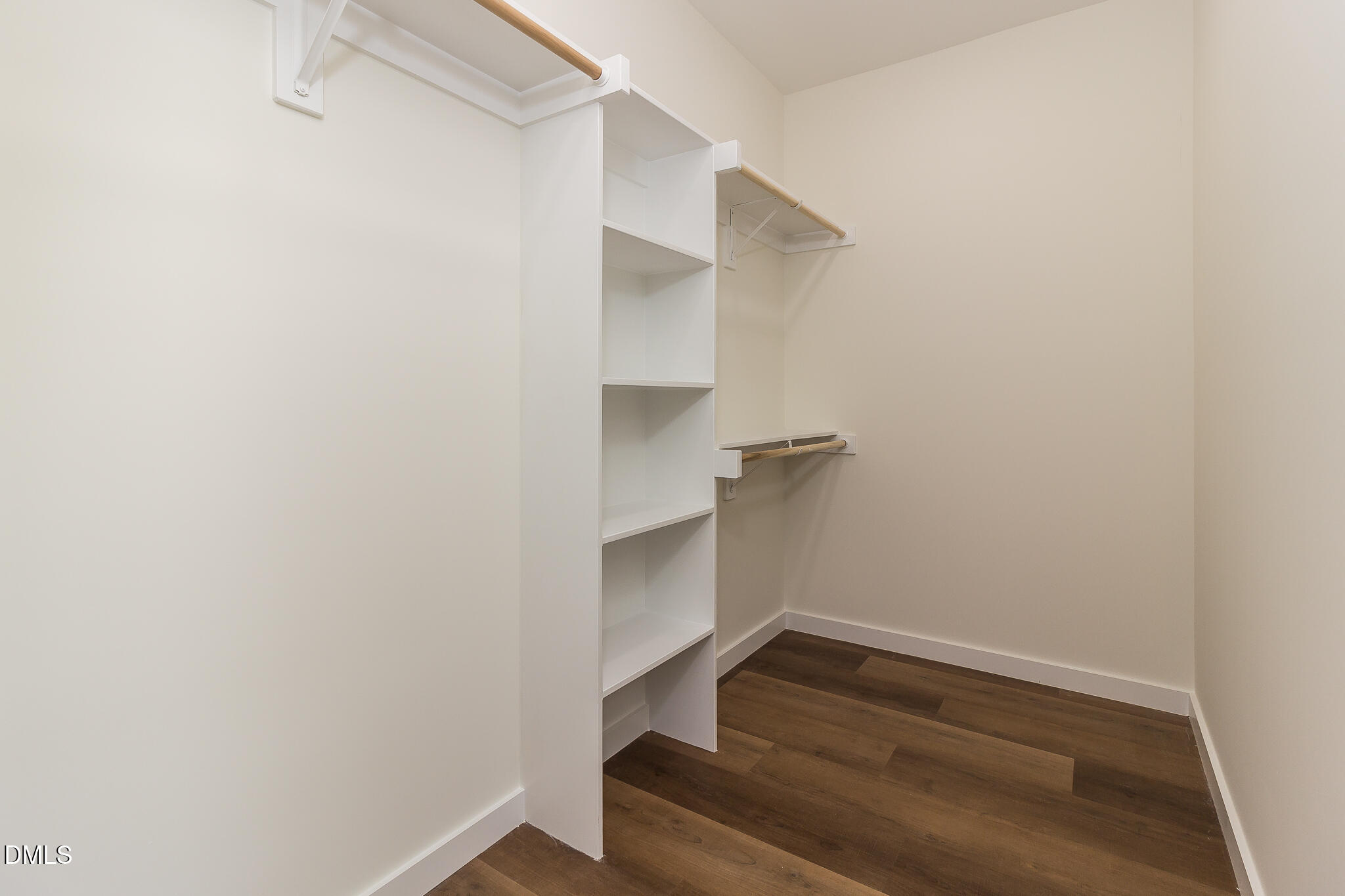 514 E Juniper Avenue Property Photo 3
