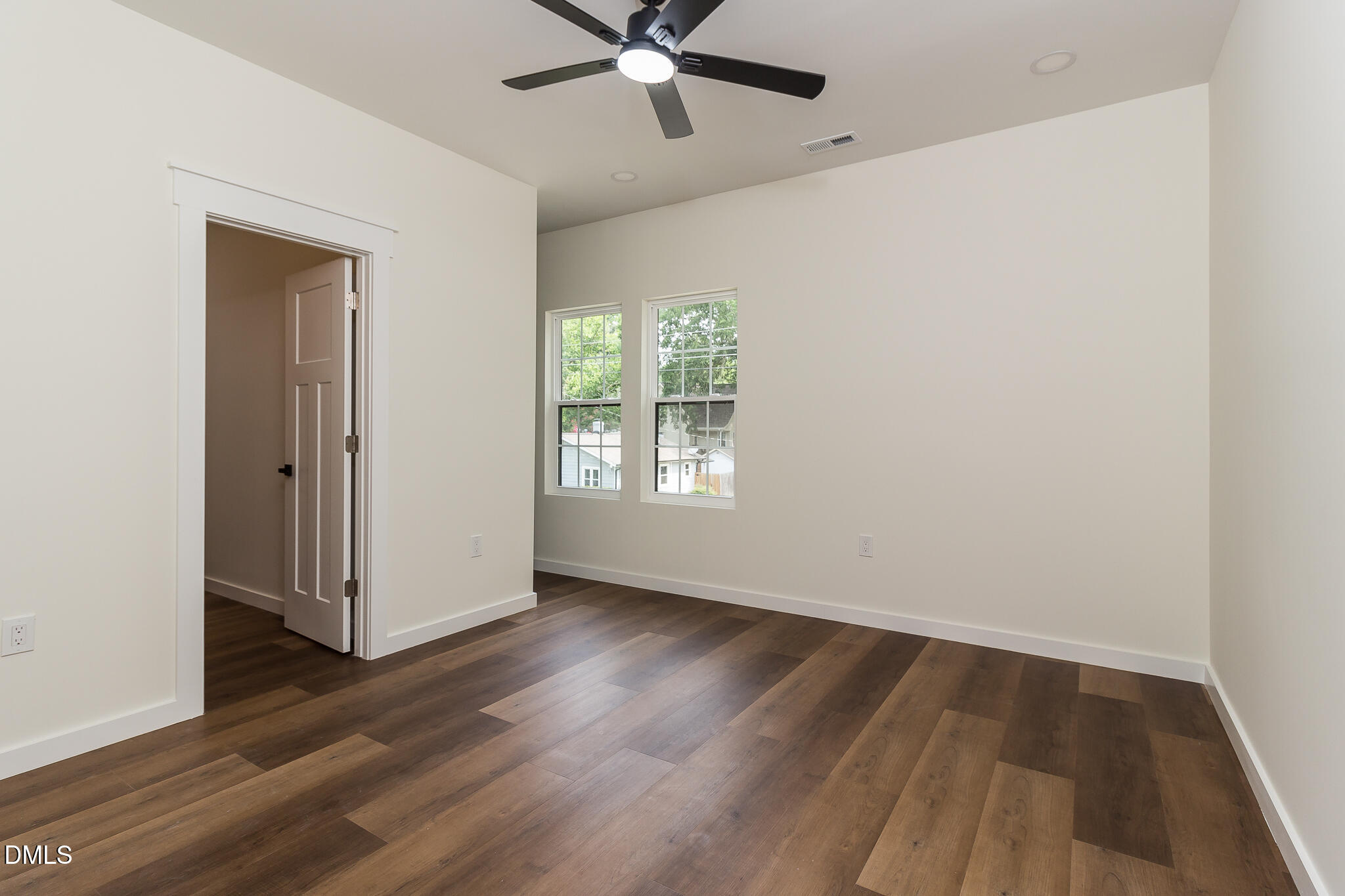 514 E Juniper Avenue Property Photo 32