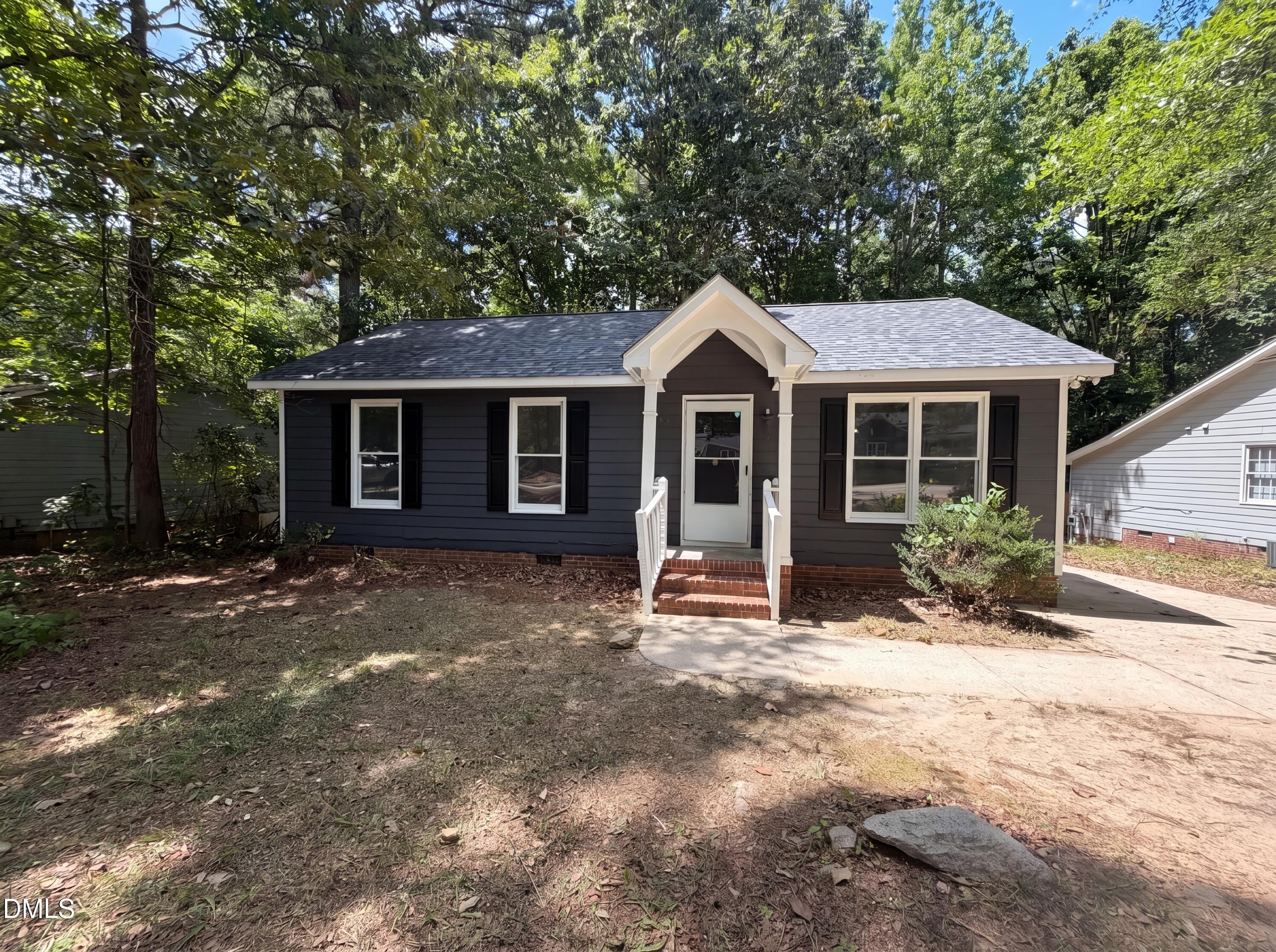 6025 Antigua Run Property Photo 1