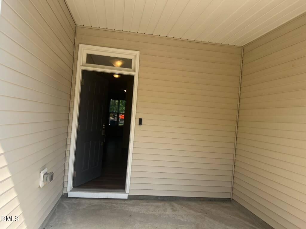 6140 Beale Loop Property Photo 2