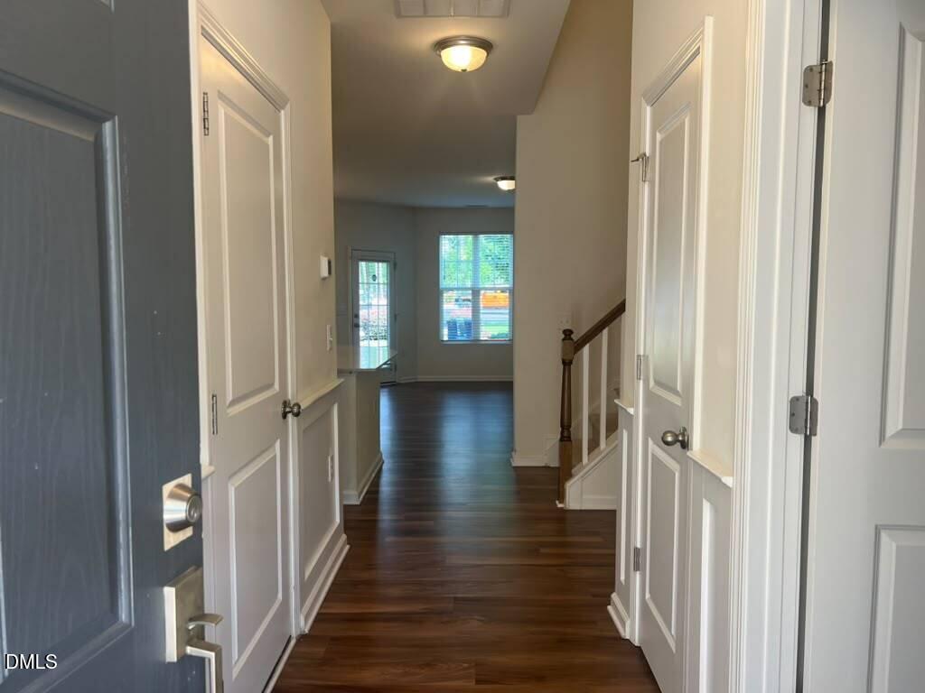 6140 Beale Loop Property Photo 3
