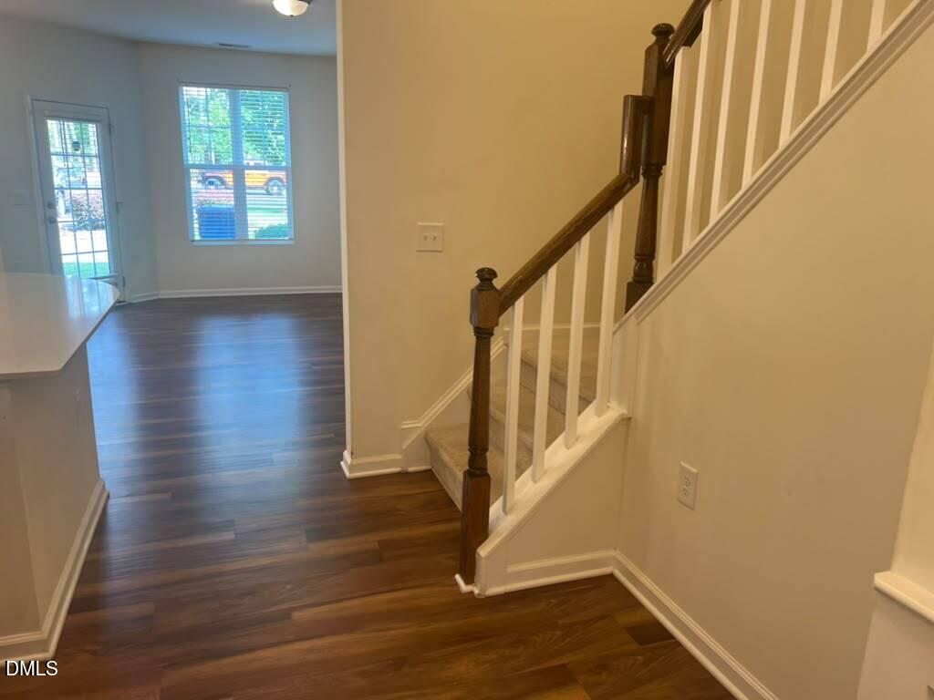 6140 Beale Loop Property Photo 7