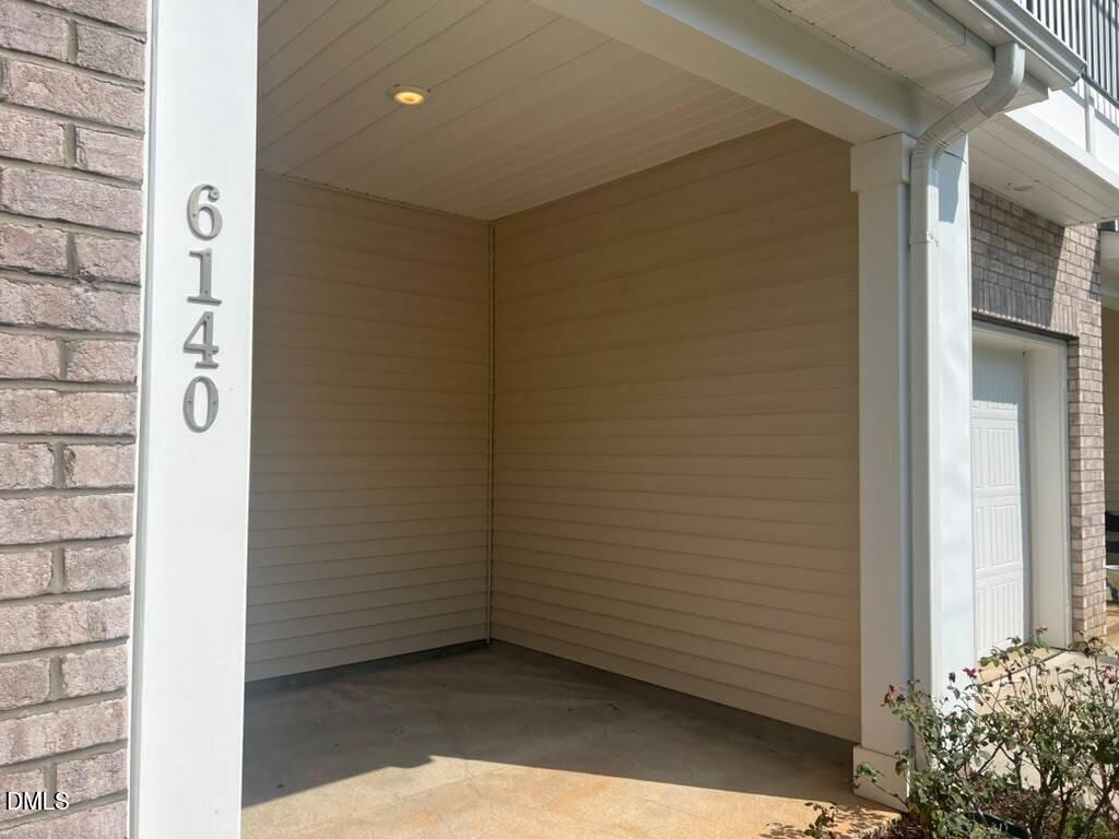 6140 Beale Loop Property Photo 8