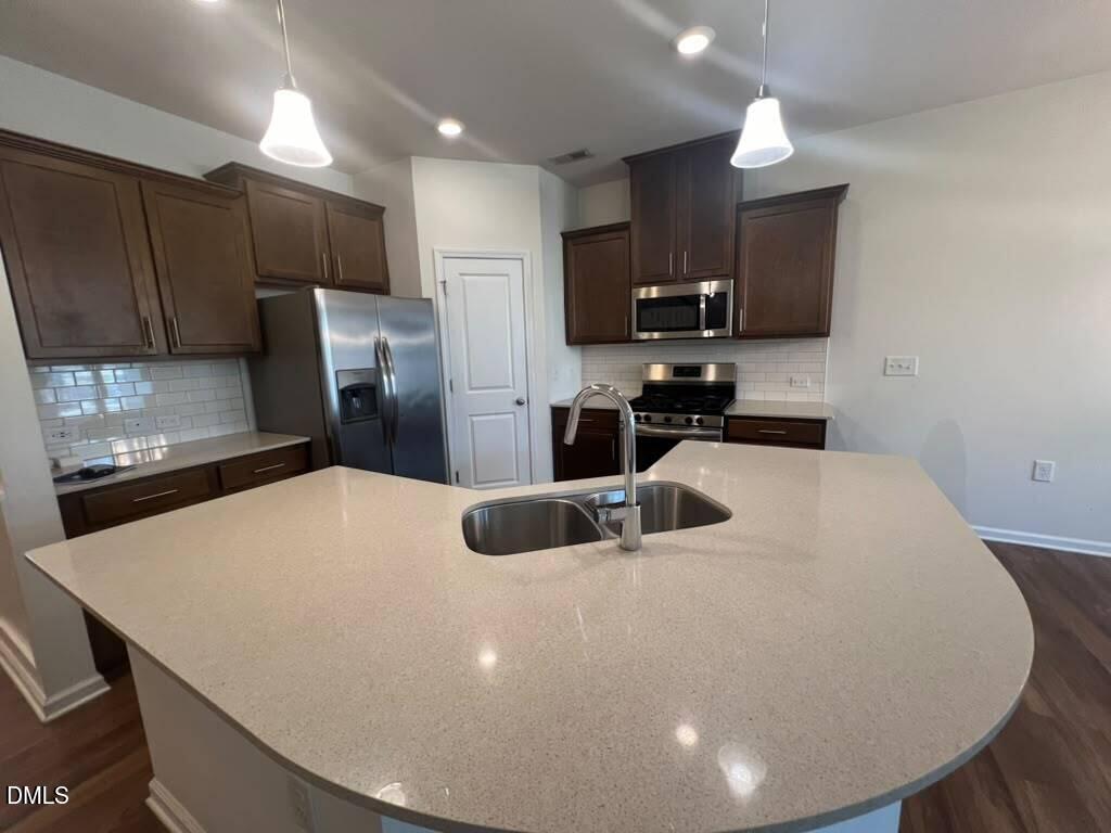 6140 Beale Loop Property Photo 14