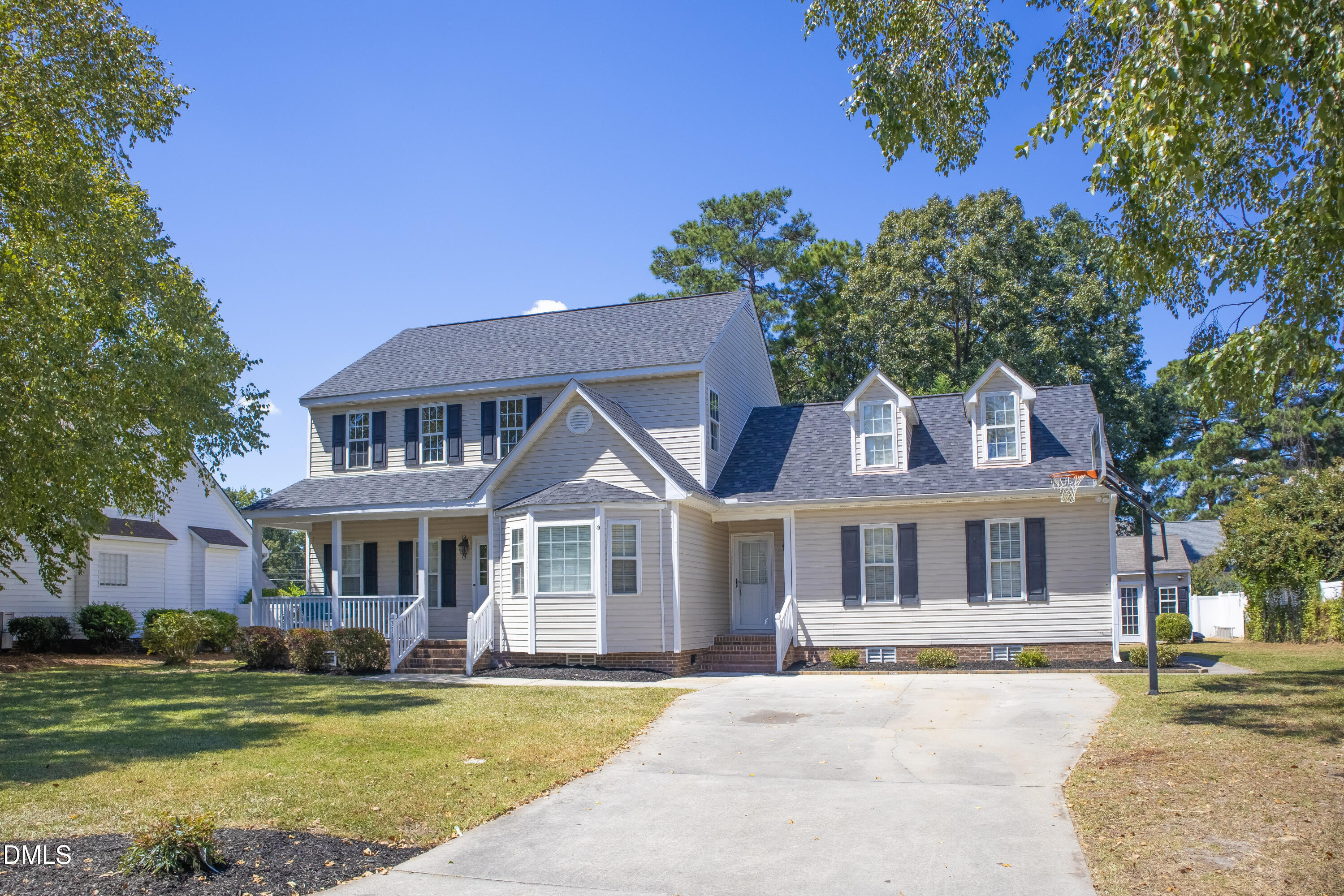 3715 Martha Lane N Property Photo 1