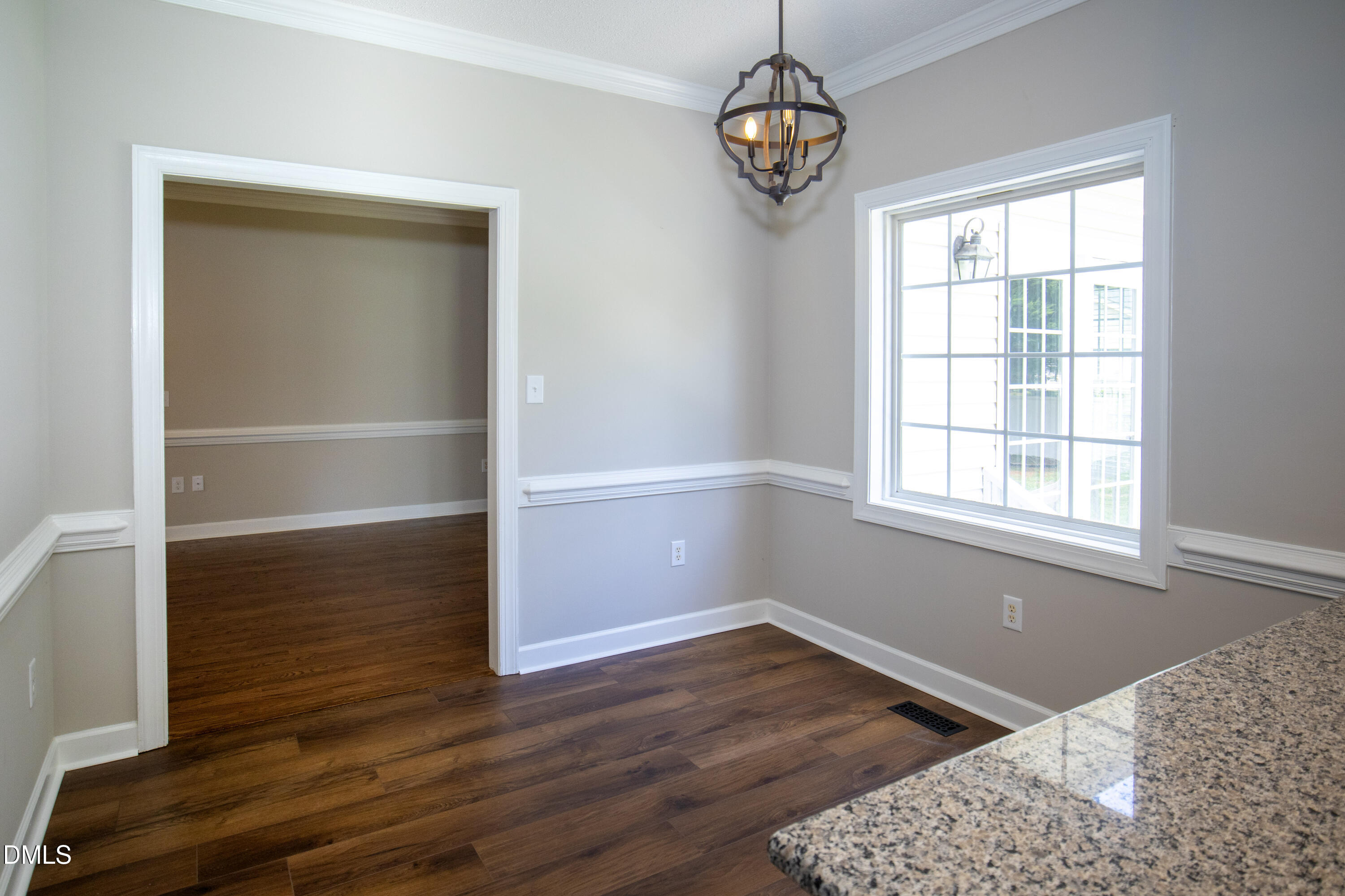 3715 Martha Lane N Property Photo 11