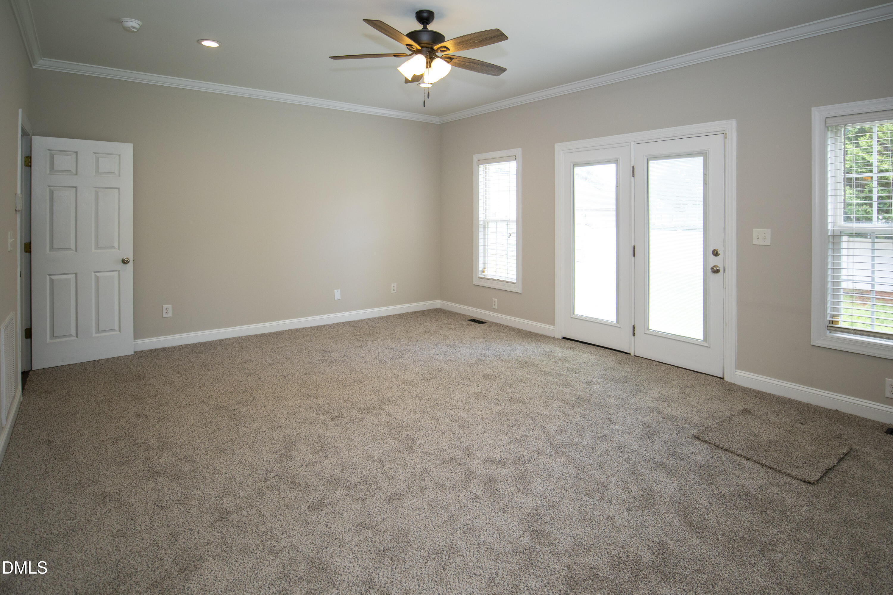 3715 Martha Lane N Property Photo 21