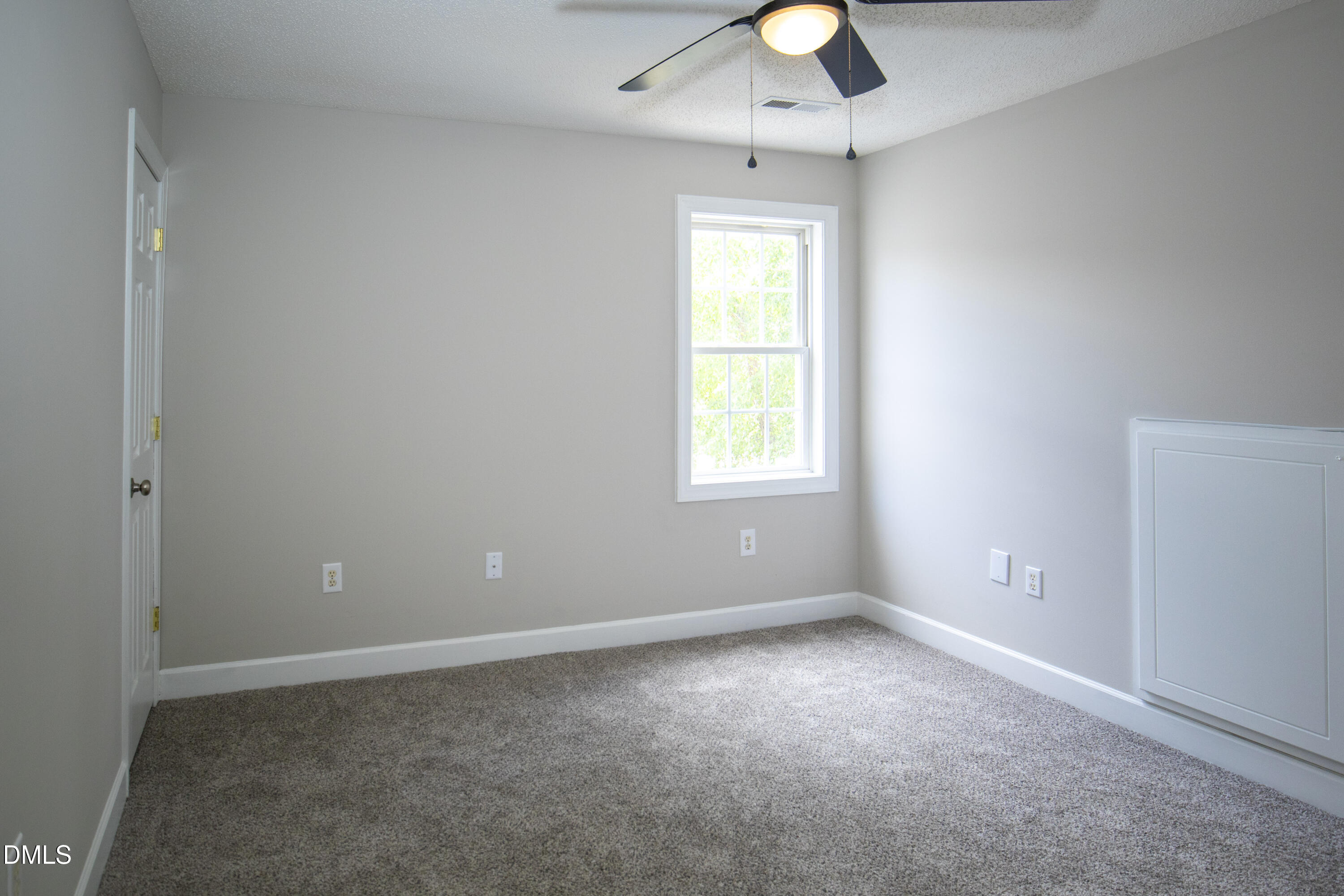 3715 Martha Lane N Property Photo 30