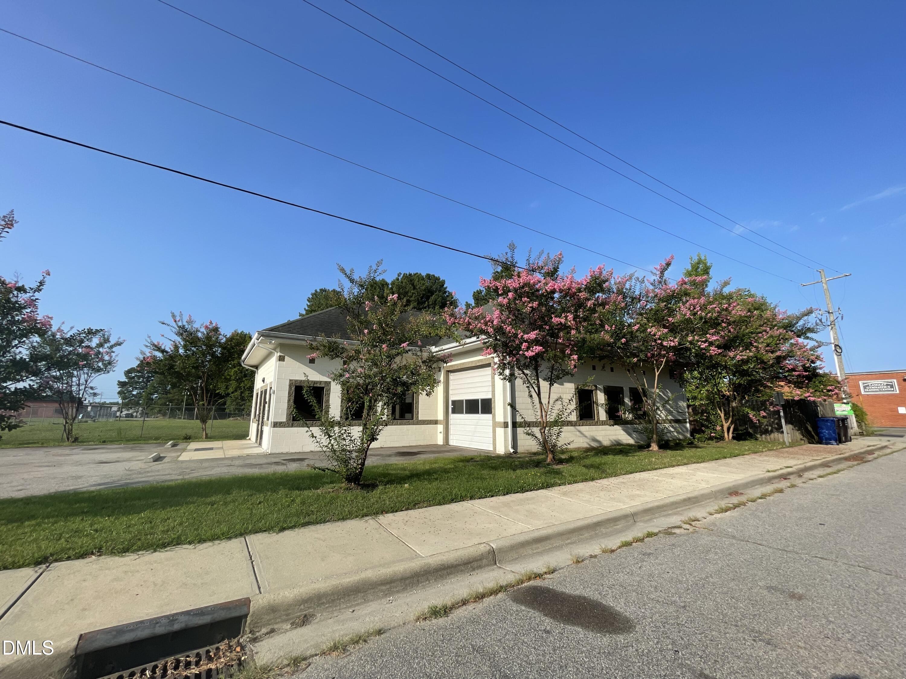 129 W Cutts Street W Property Photo 2