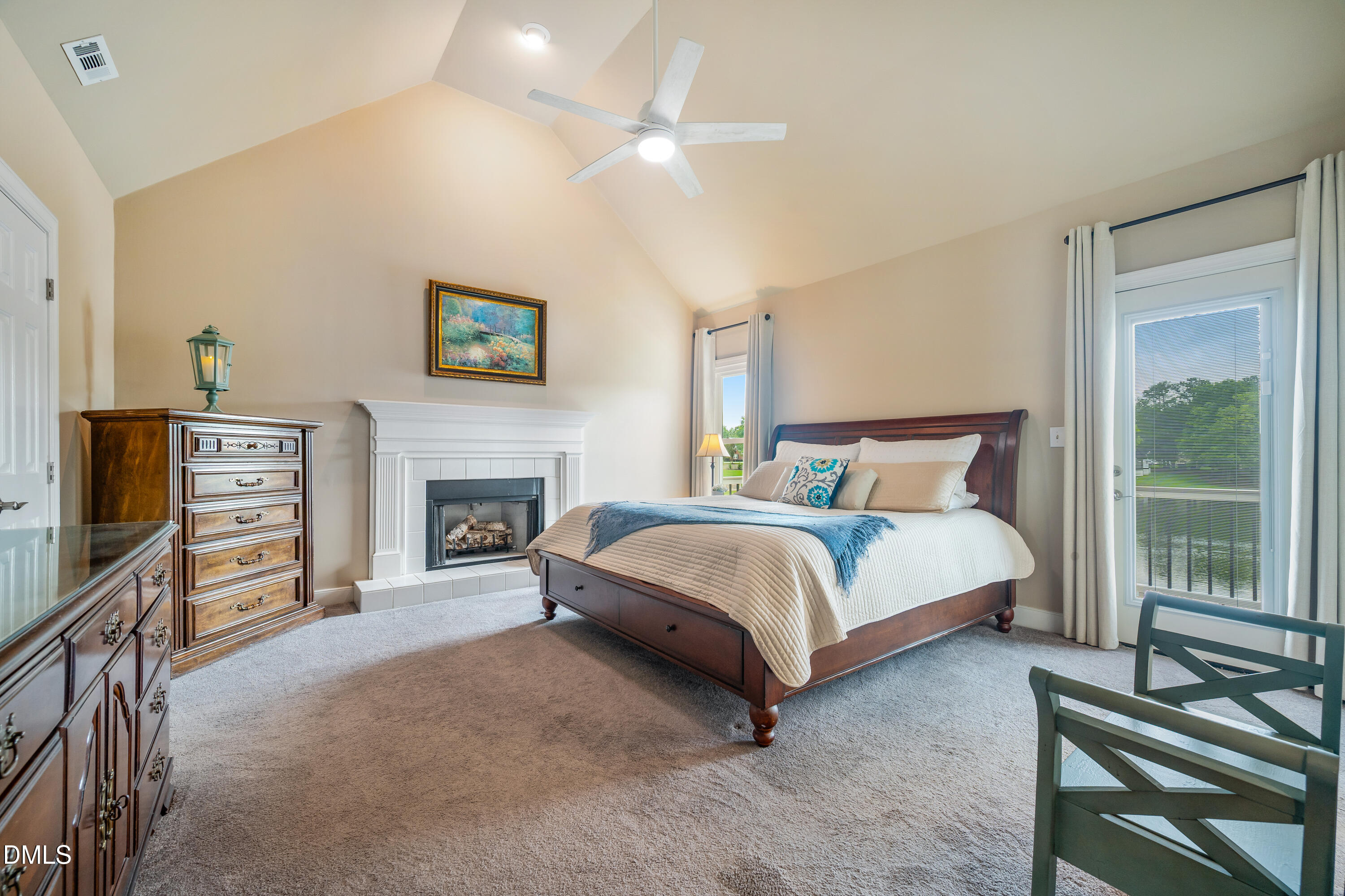 3412 Queen Ann Drive E Property Photo 22