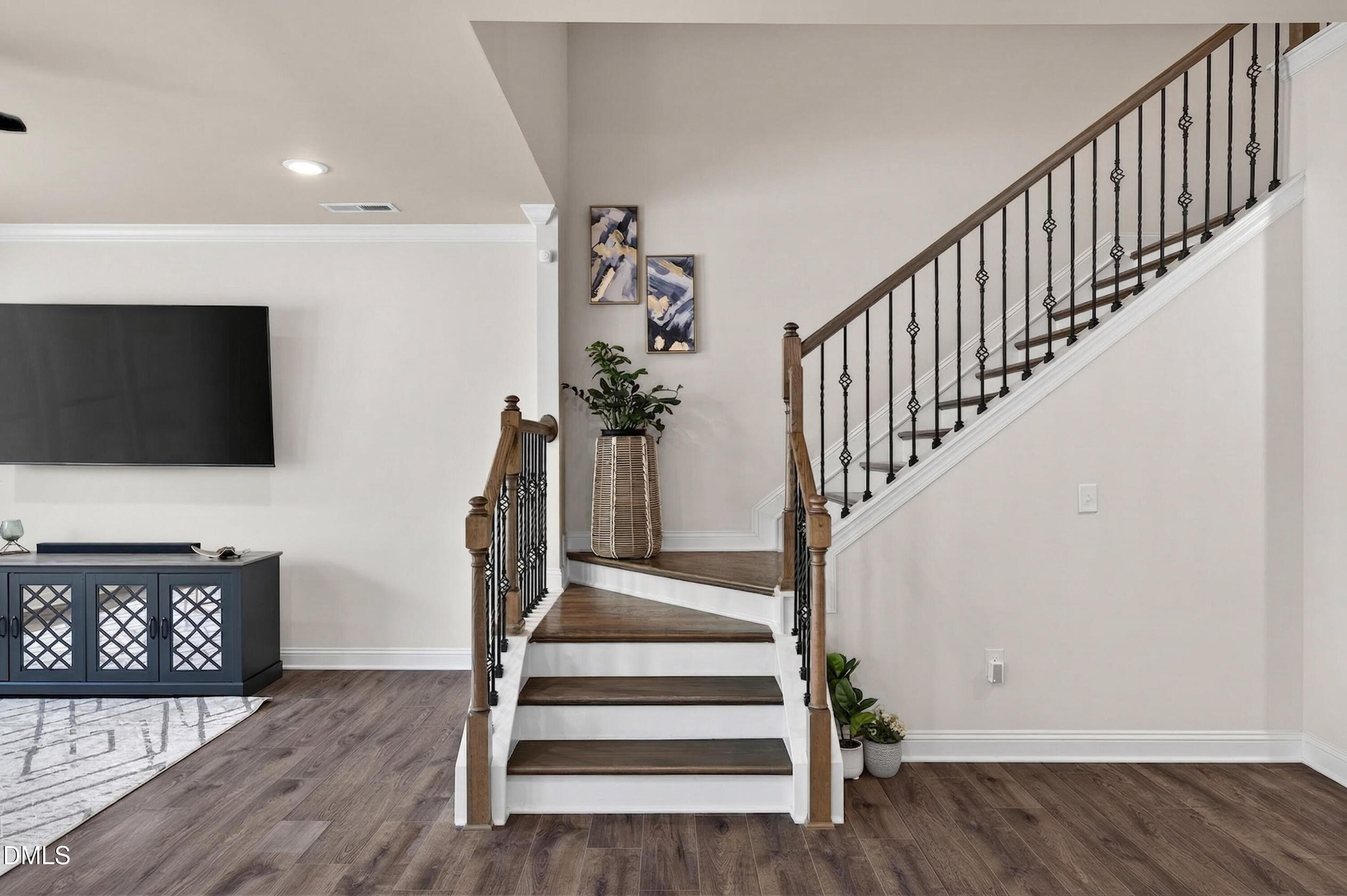 619 Mount Blanc Way Property Photo 10