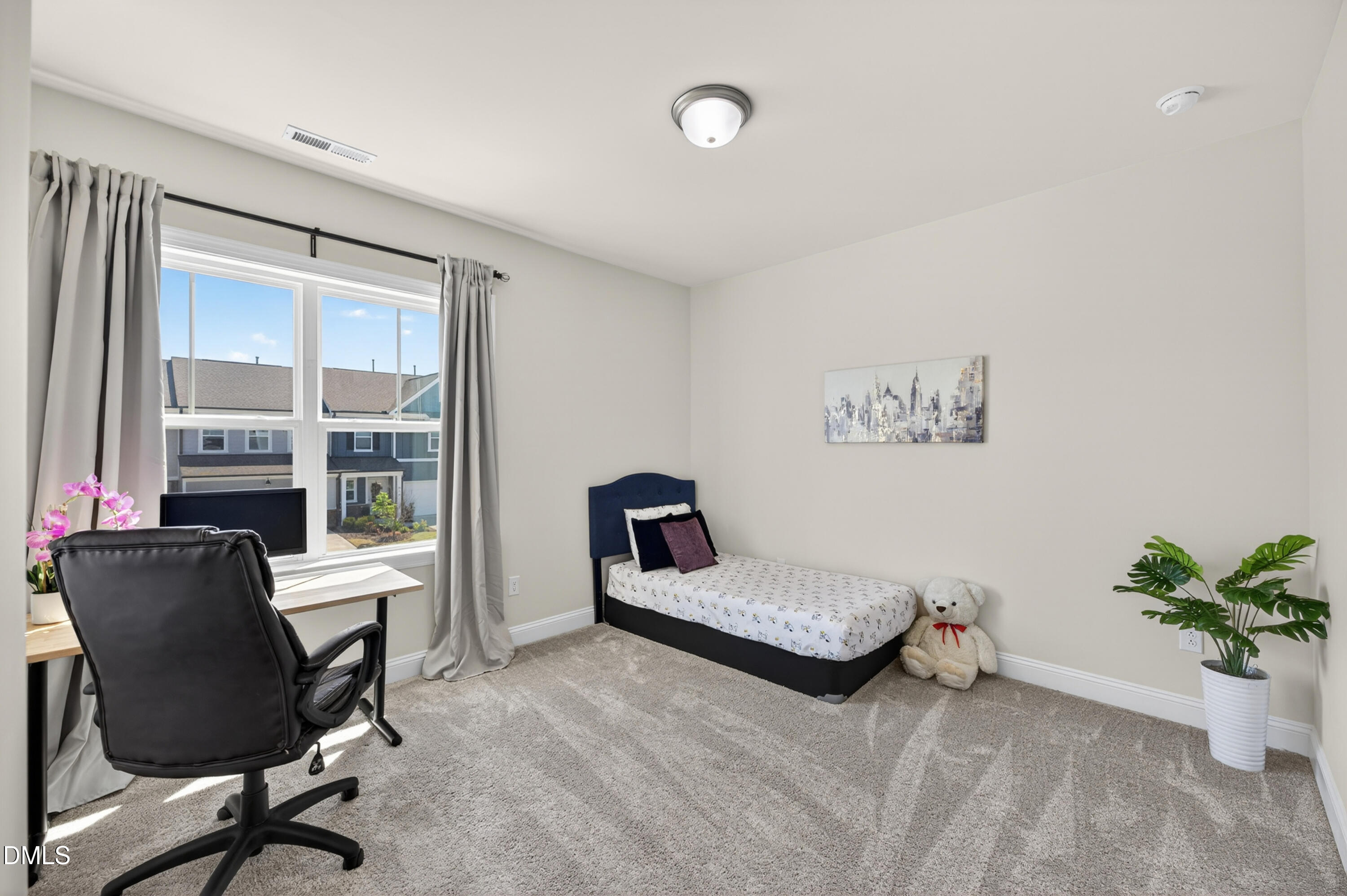 619 Mount Blanc Way Property Photo 16