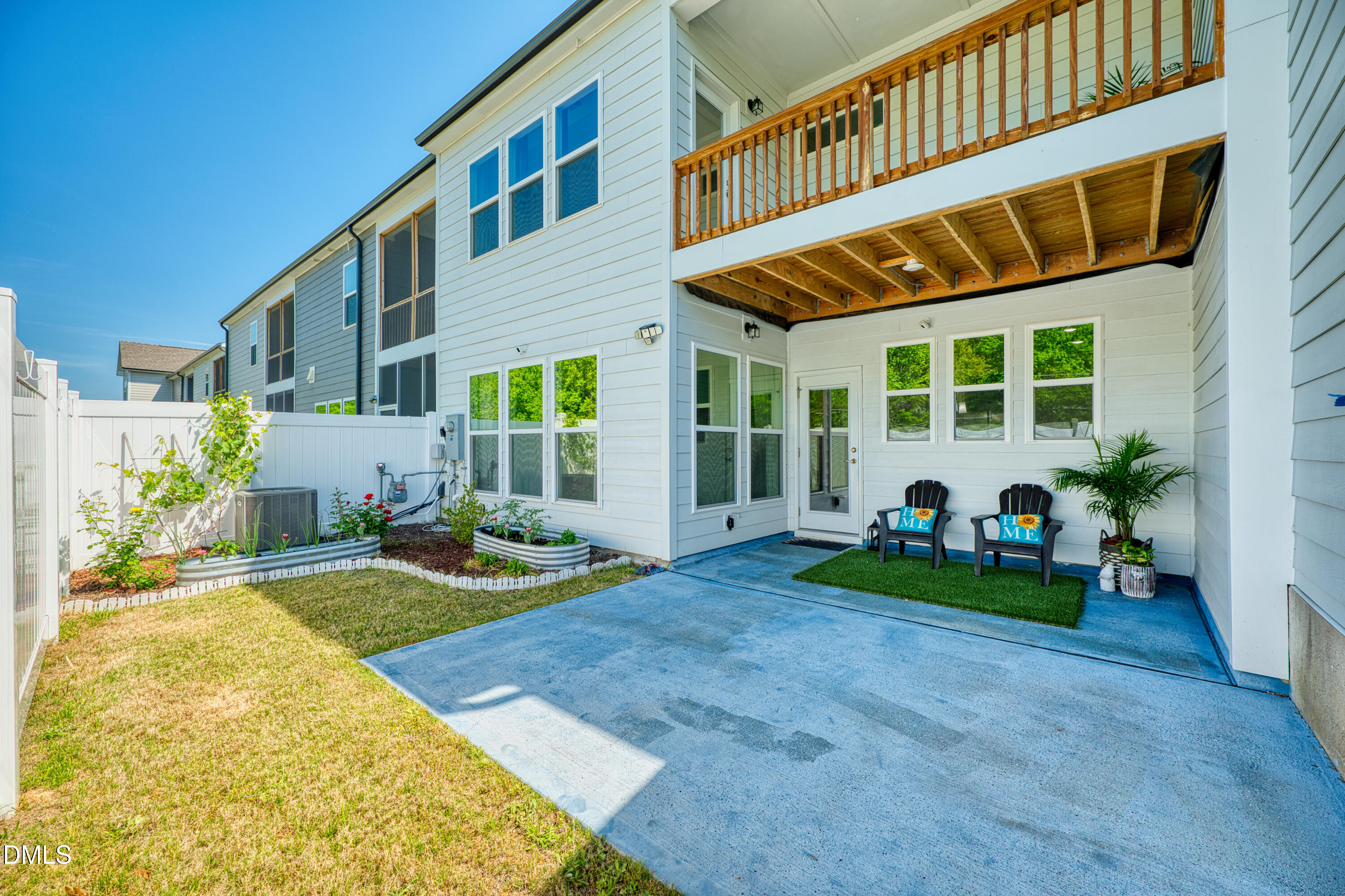 619 Mount Blanc Way Property Photo 20