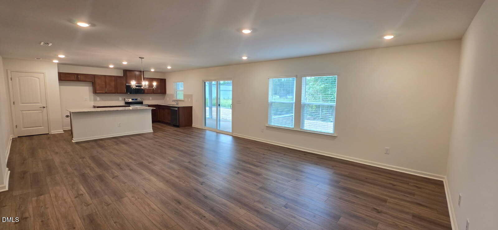 513 Matthew Mdw Lane Property Photo 5