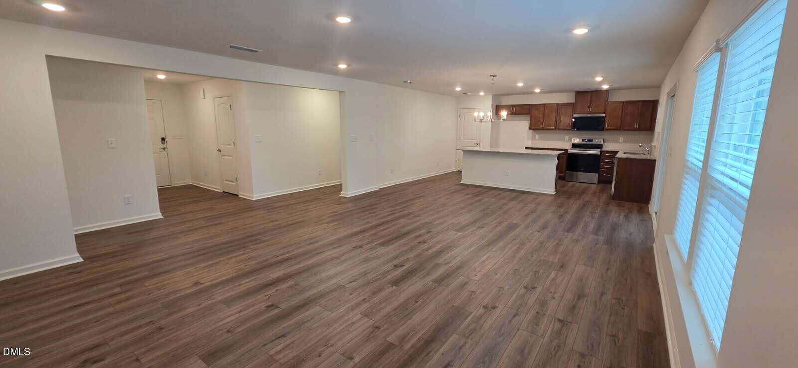 513 Matthew Mdw Lane Property Photo 8