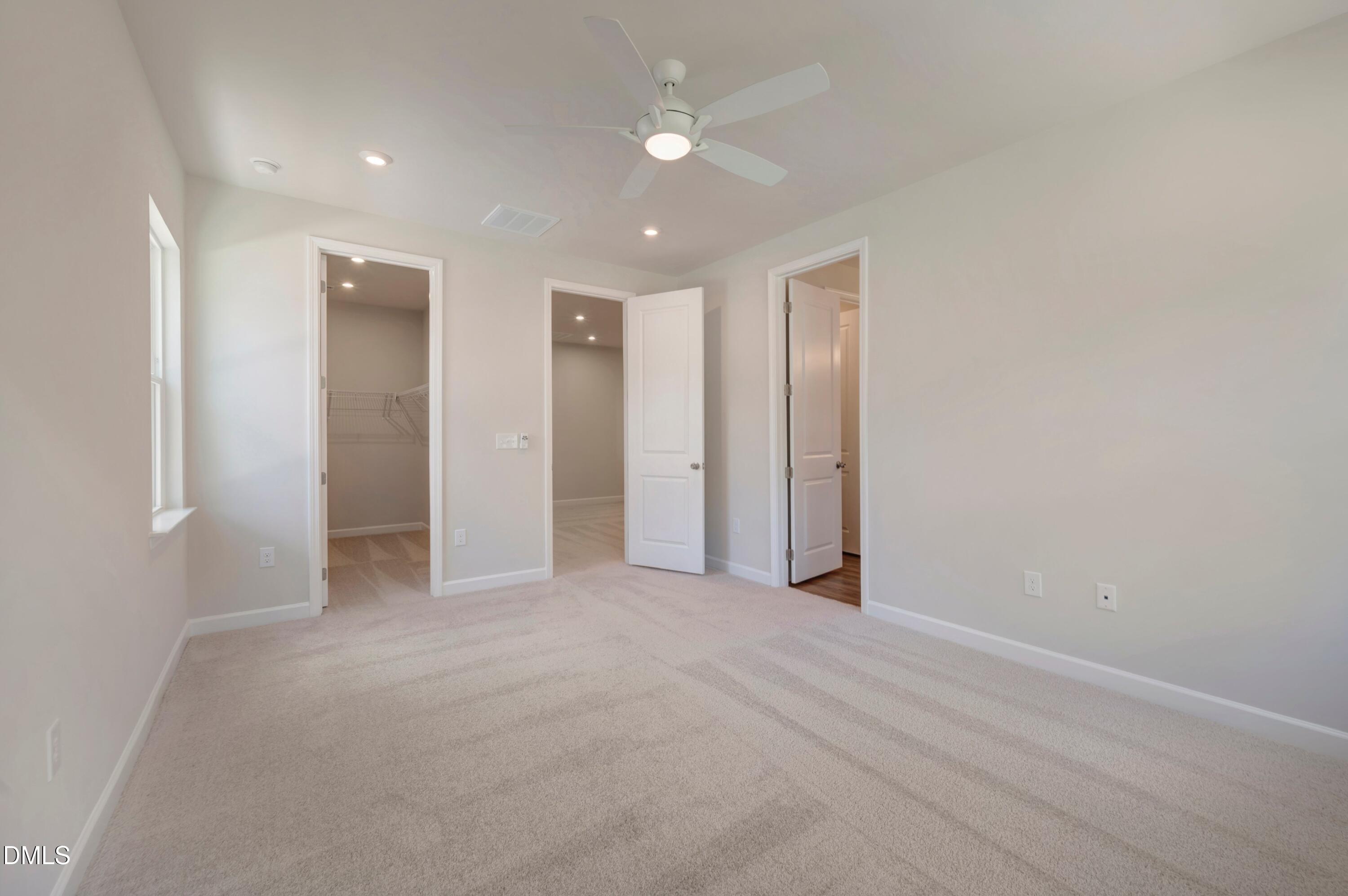 211 Solaire Alley Property Photo 12