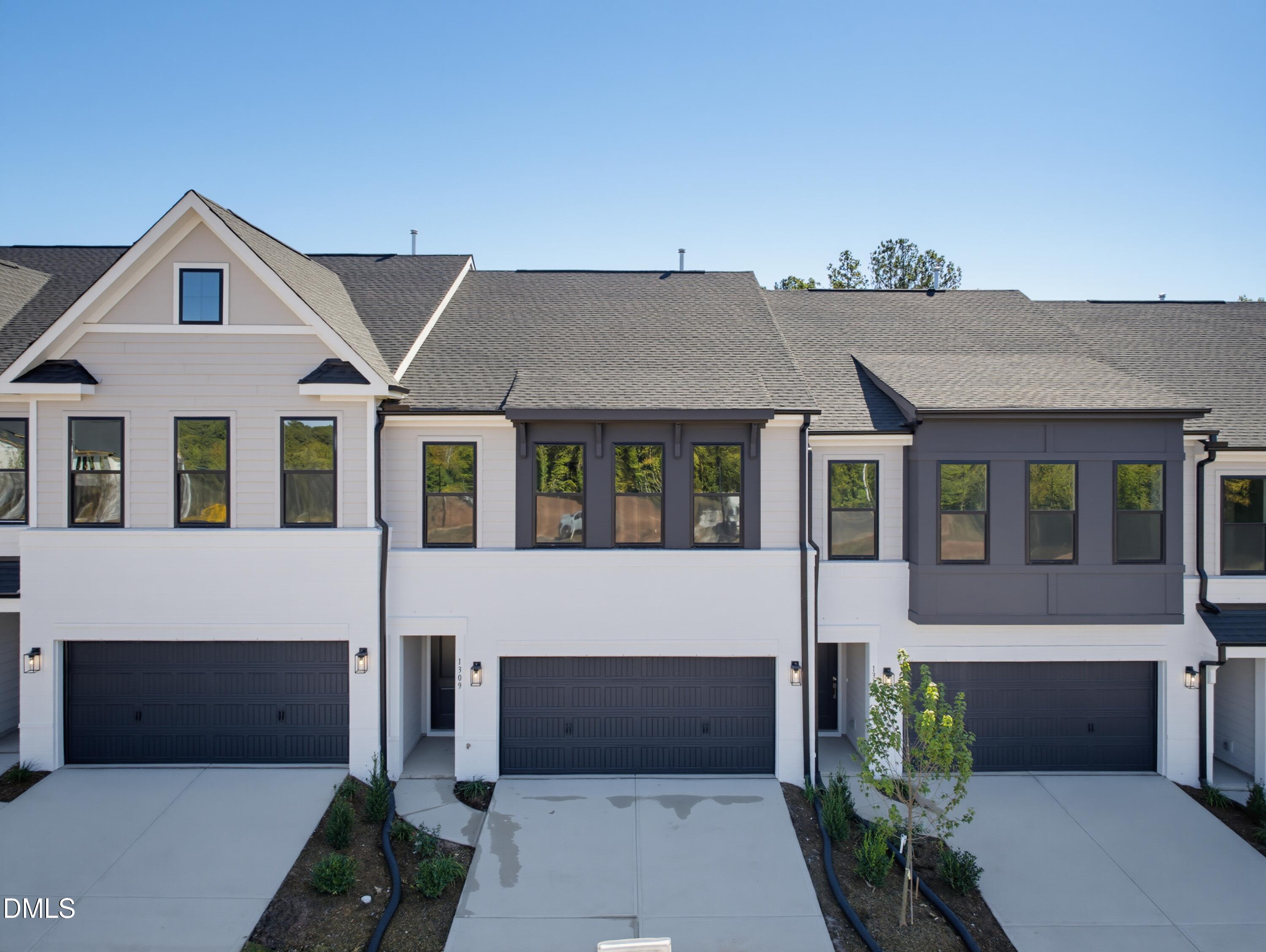 1309 Marigold Mdws Court 128 Property Photo 1