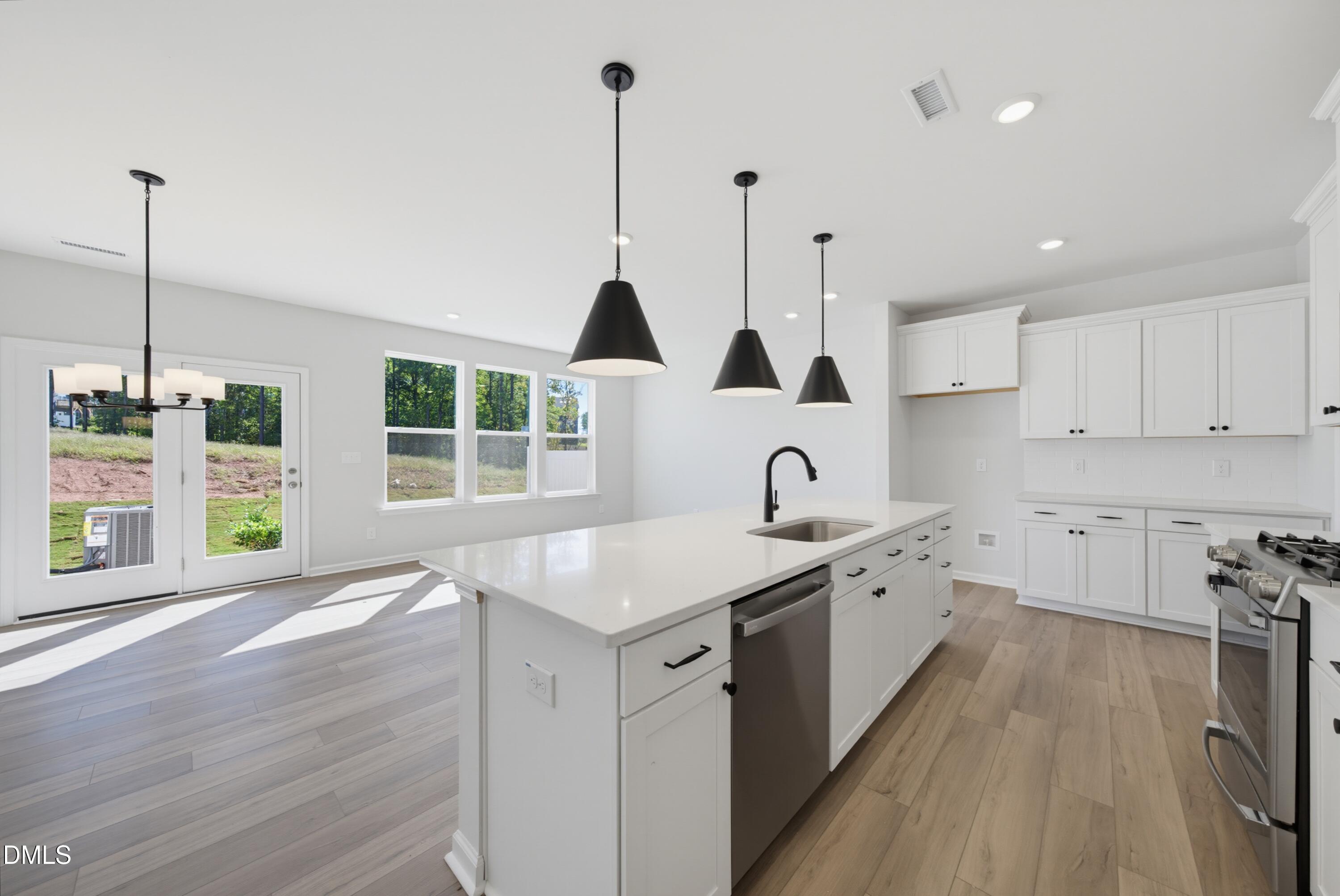 1309 Marigold Mdws Court 128 Property Photo 3