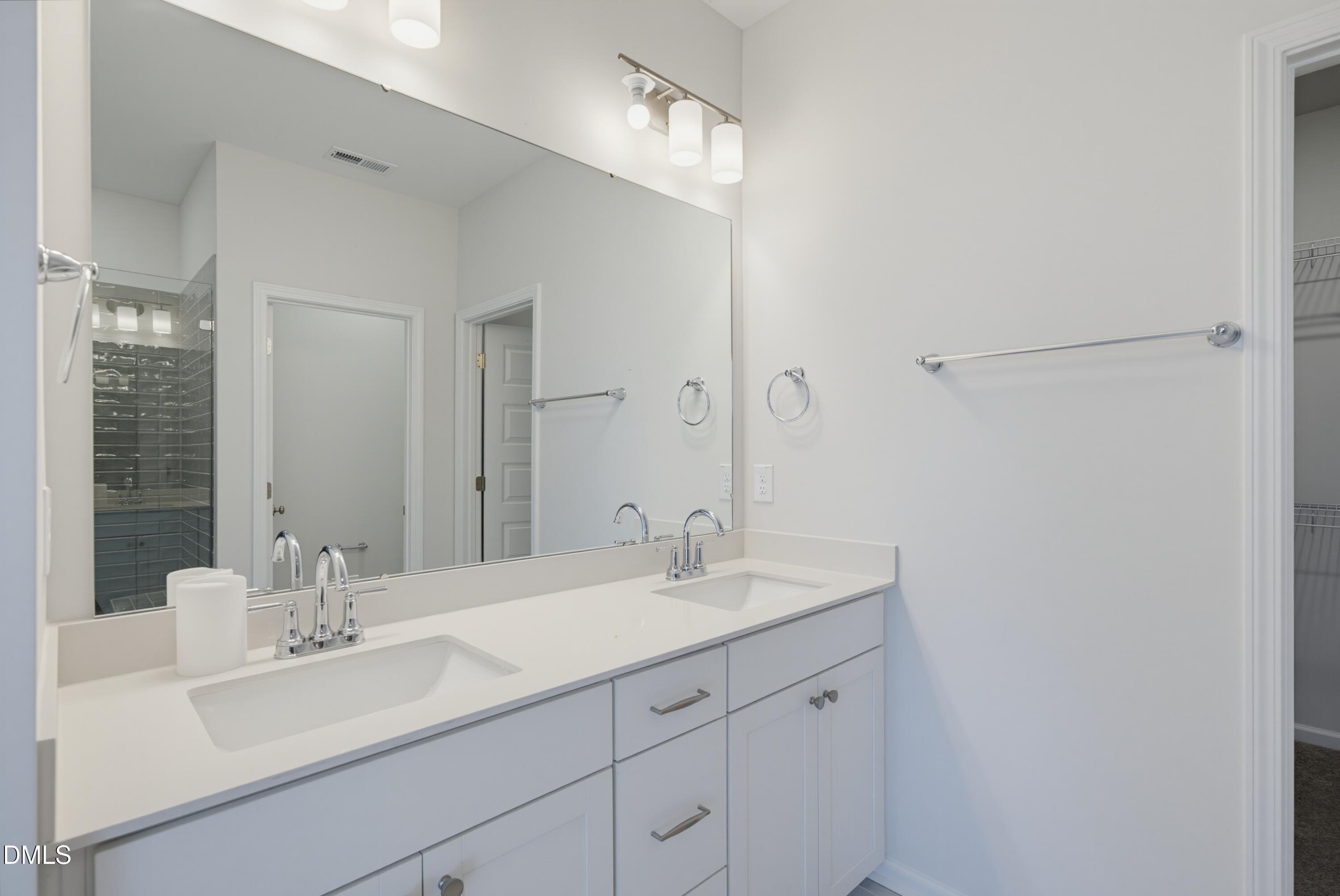 1309 Marigold Mdws Court 128 Property Photo 16