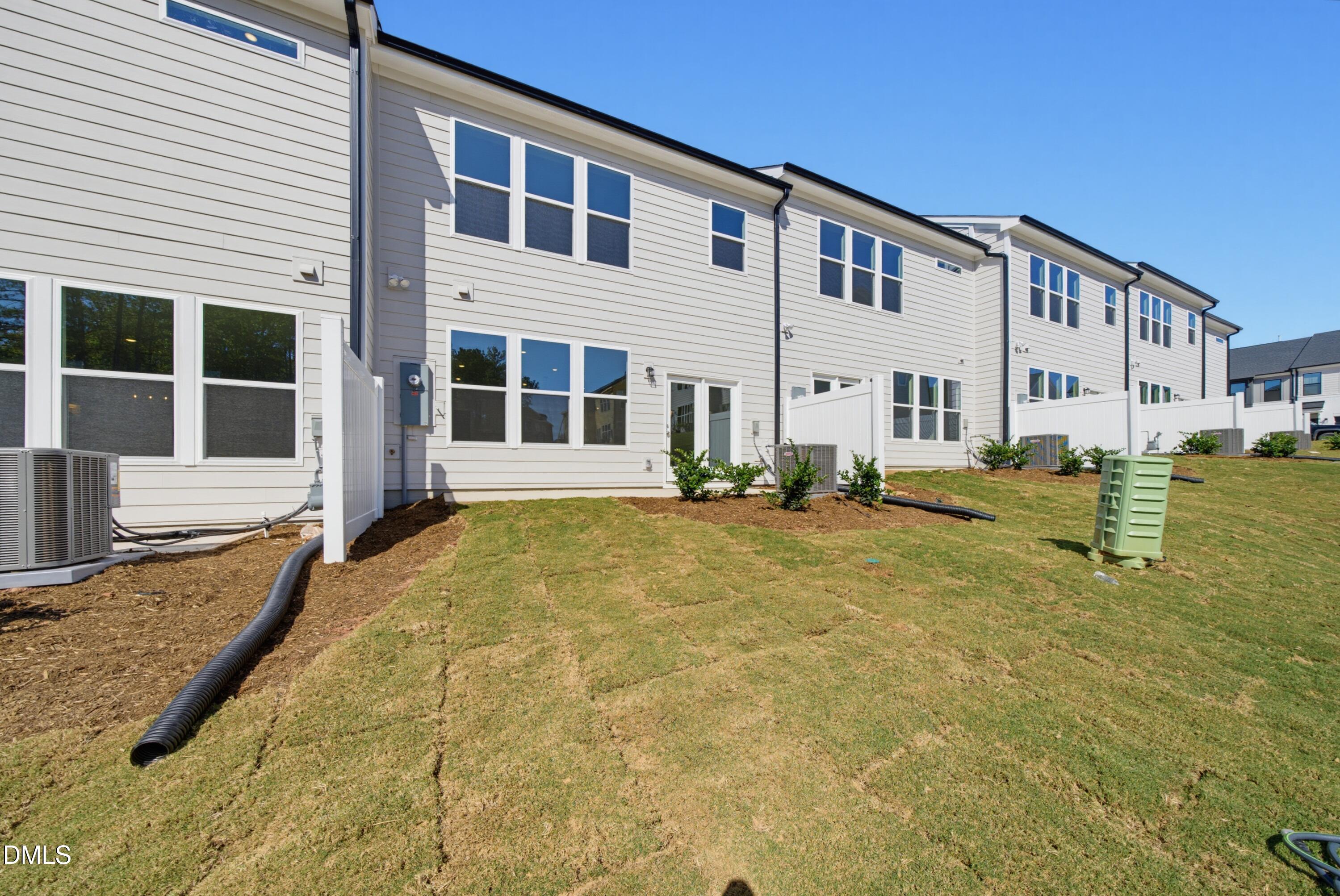 1309 Marigold Mdws Court 128 Property Photo 24