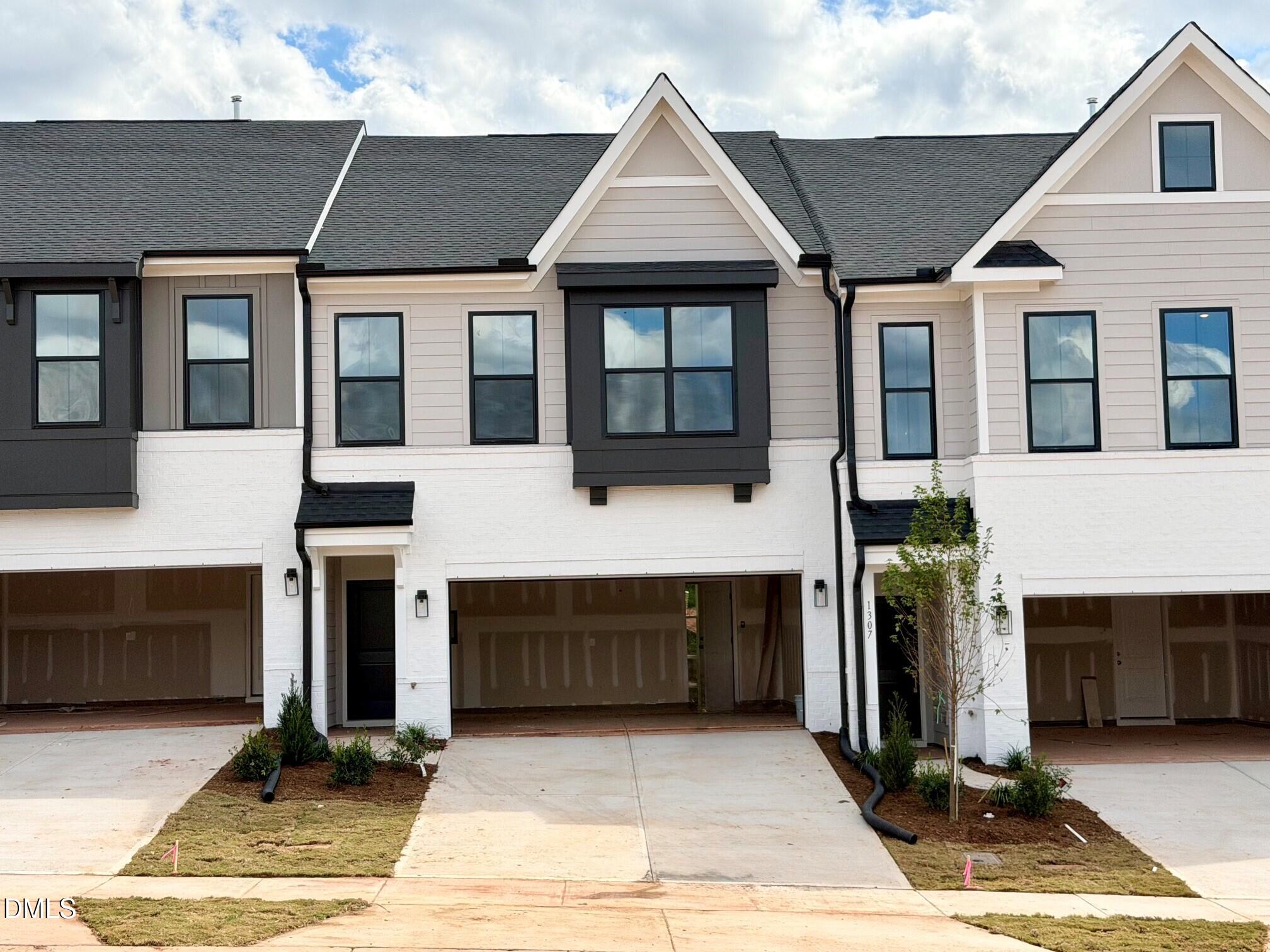 1305 Marigold Mdws Court 130 Property Photo 1