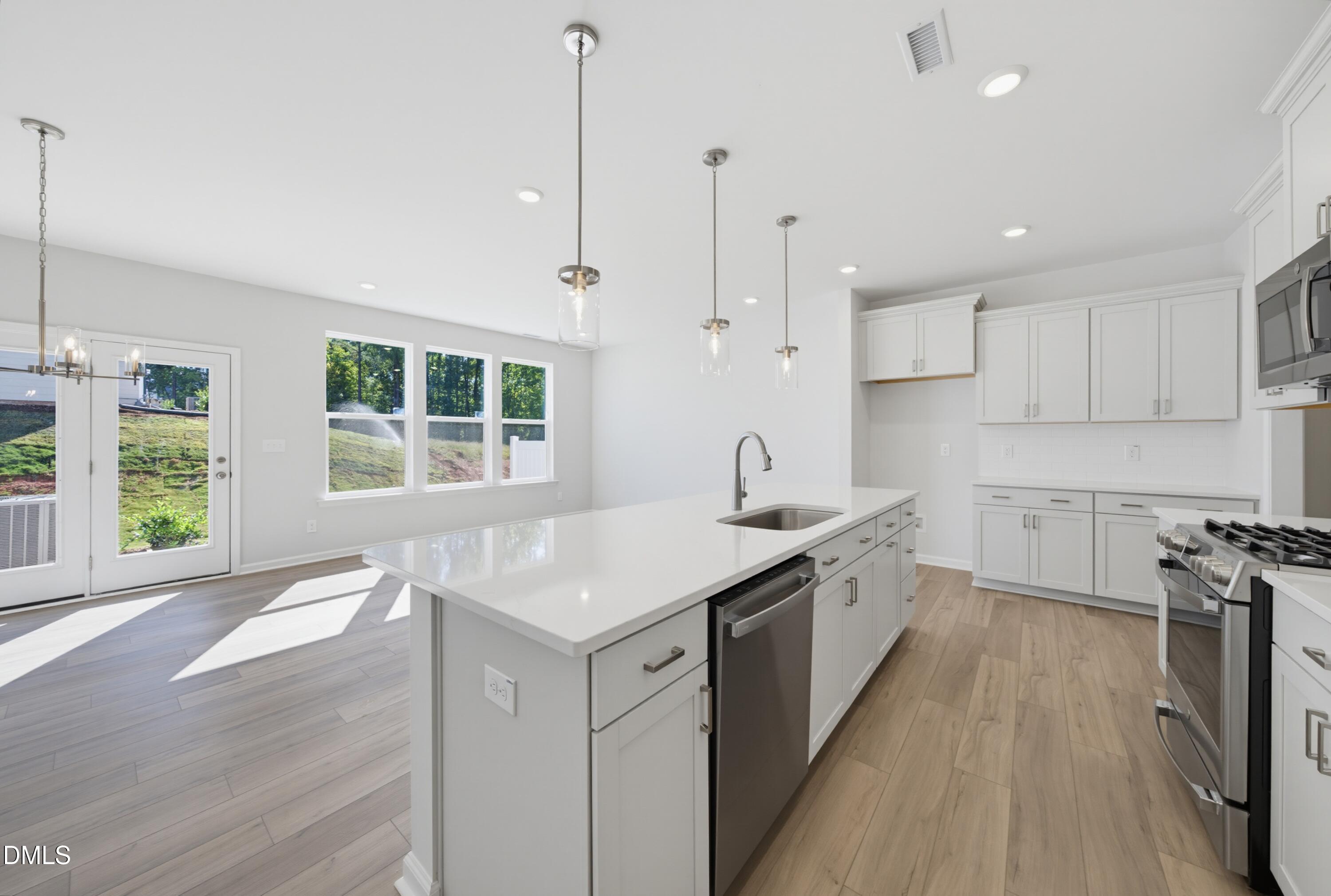 1305 Marigold Mdws Court 130 Property Photo 3