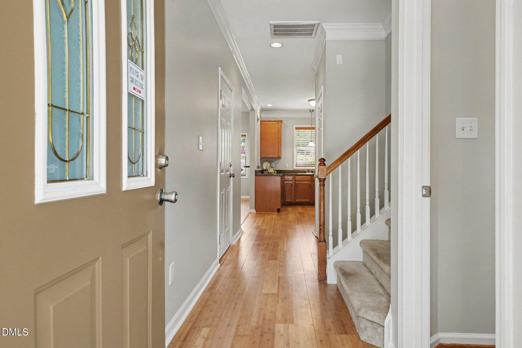 2719 Andover Glen Road Property Photo 4