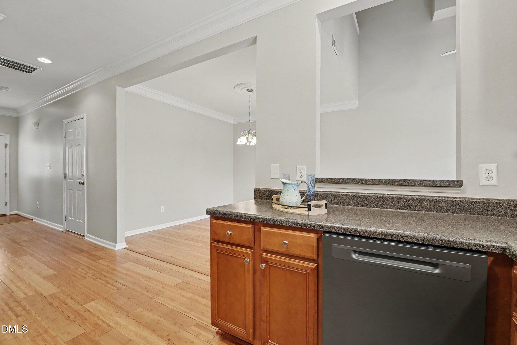2719 Andover Glen Road Property Photo 13