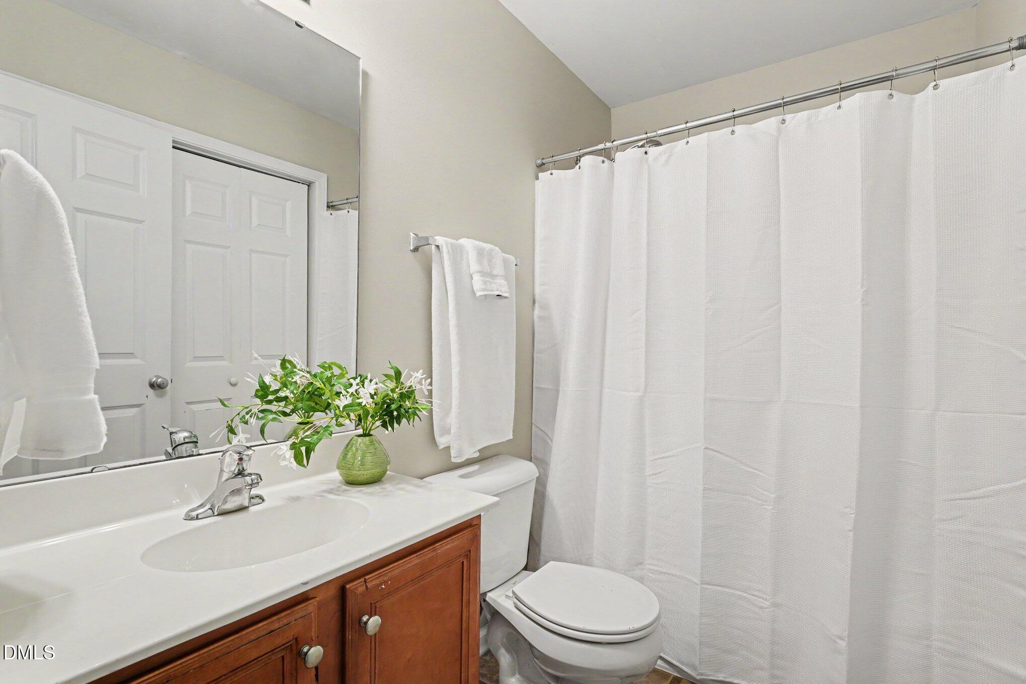 2719 Andover Glen Road Property Photo 21