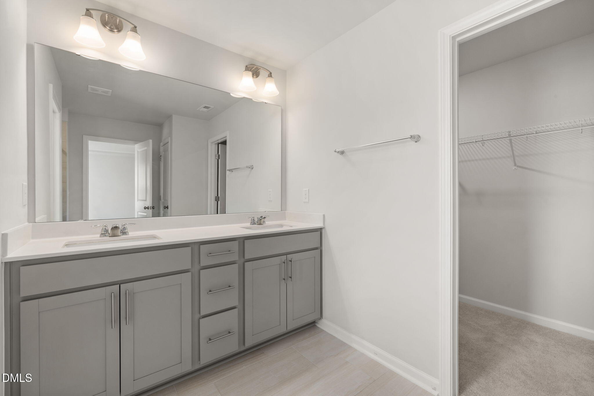 200 Carolina Maple Drive Property Photo 28