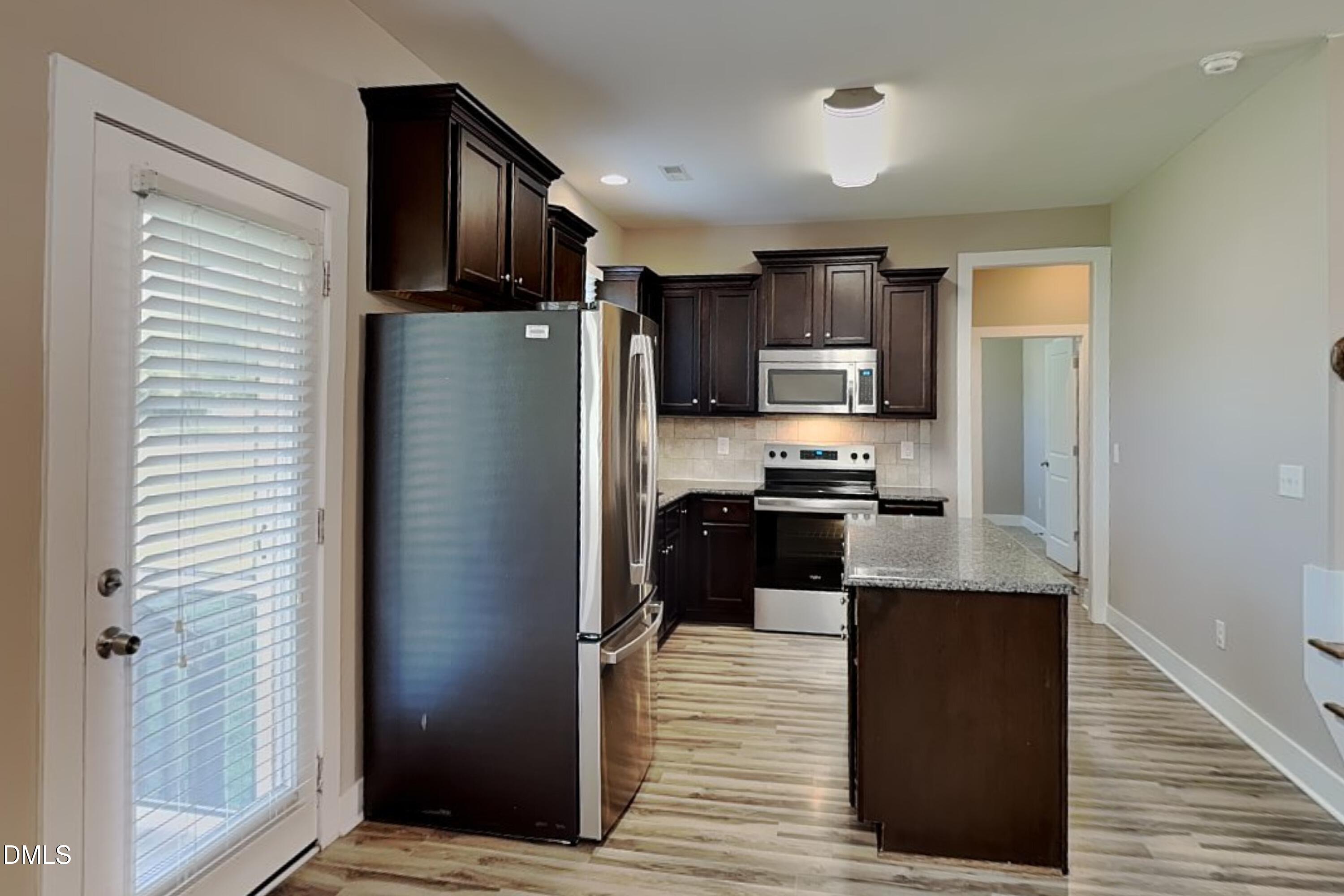 107 E Cultivator Way Property Photo 4