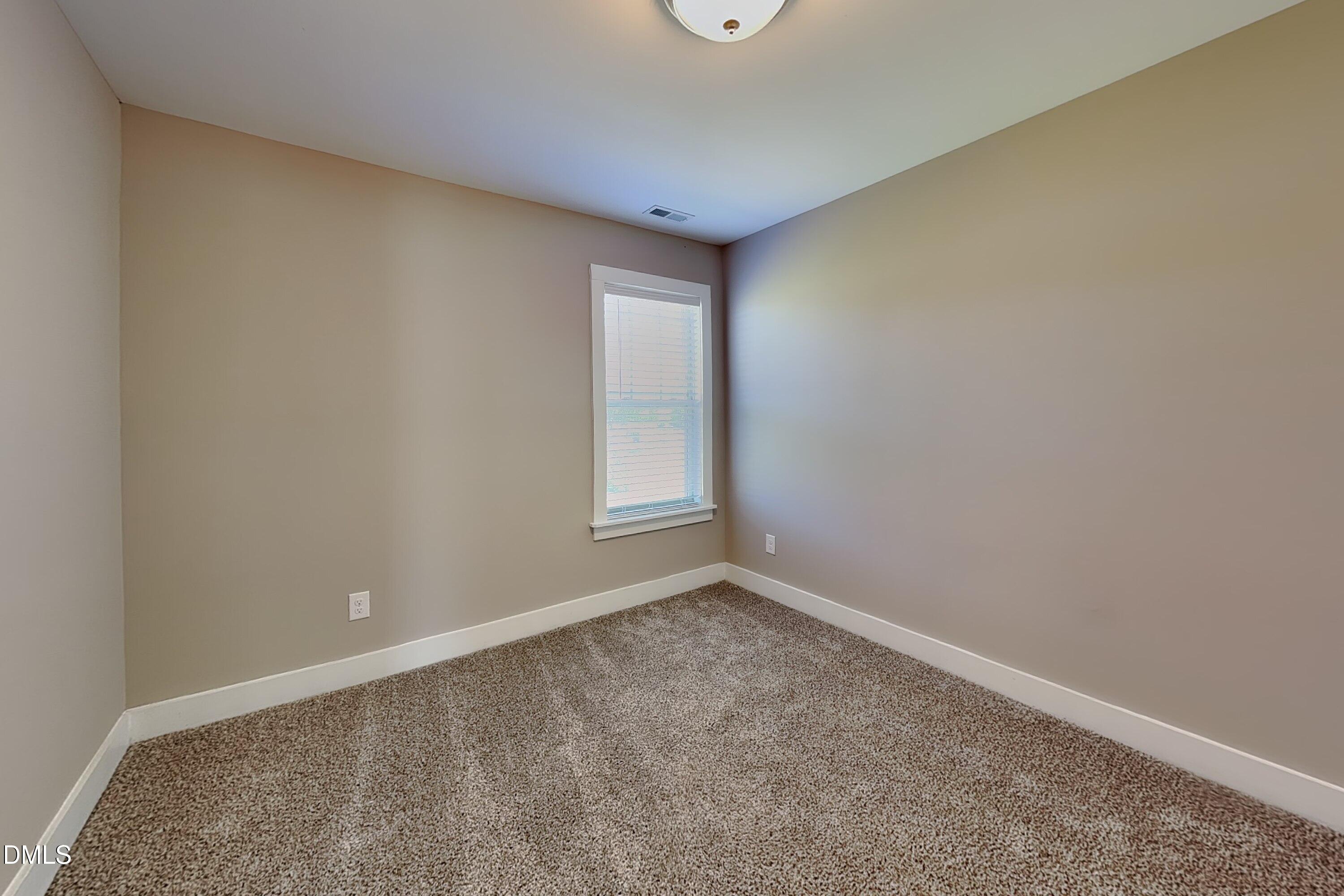 107 E Cultivator Way Property Photo 11