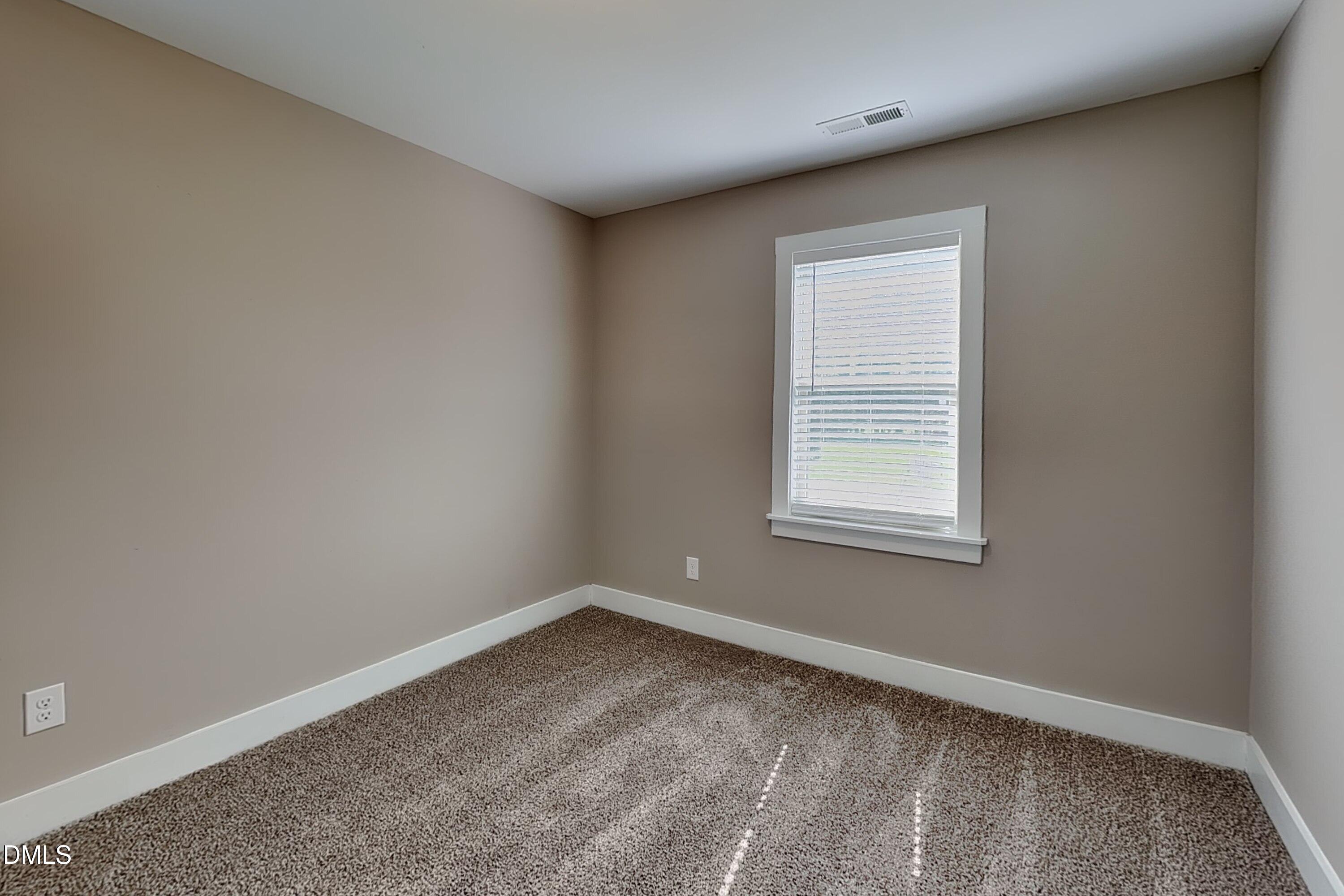 107 E Cultivator Way Property Photo 13
