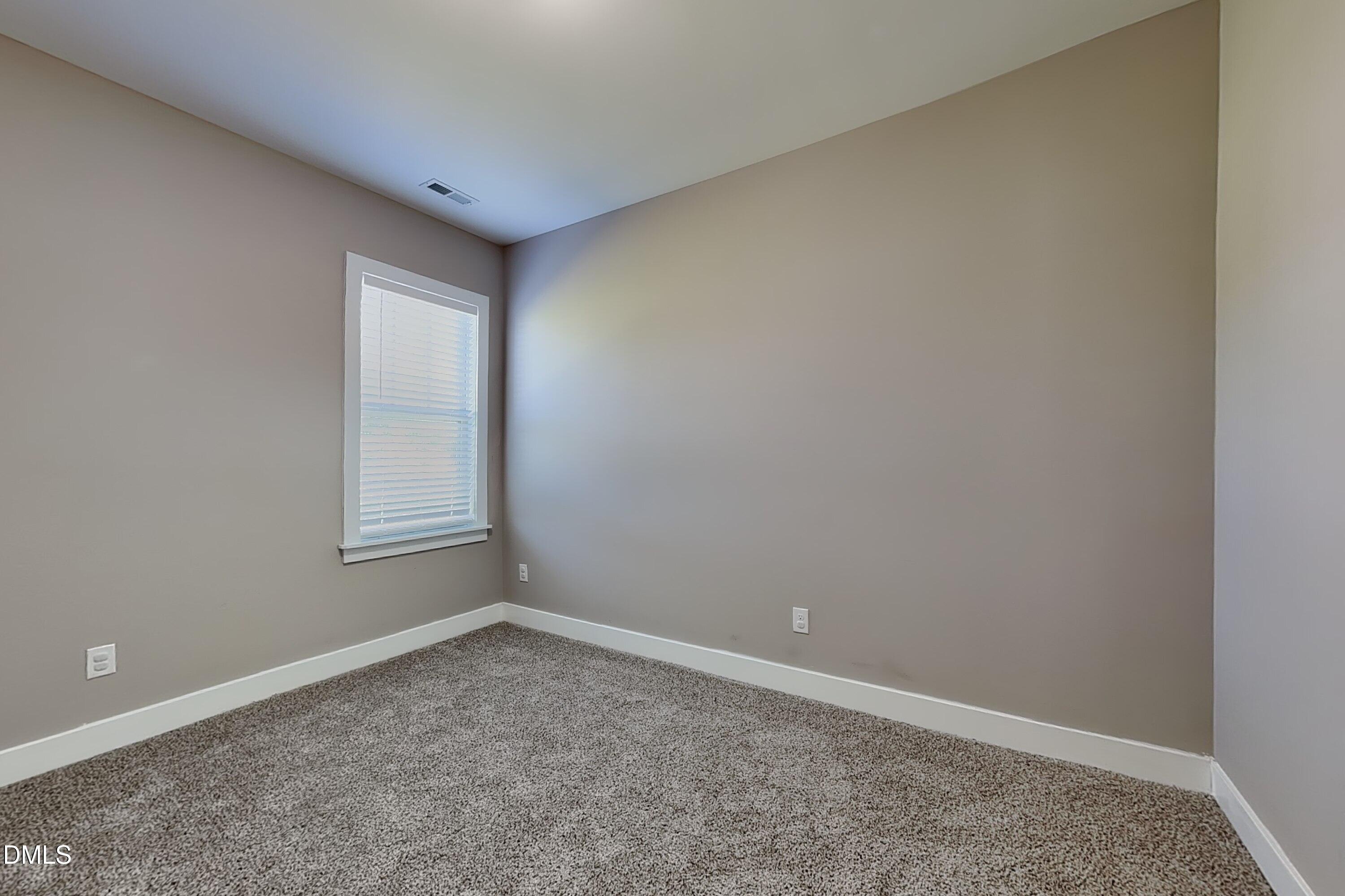 107 E Cultivator Way Property Photo 16