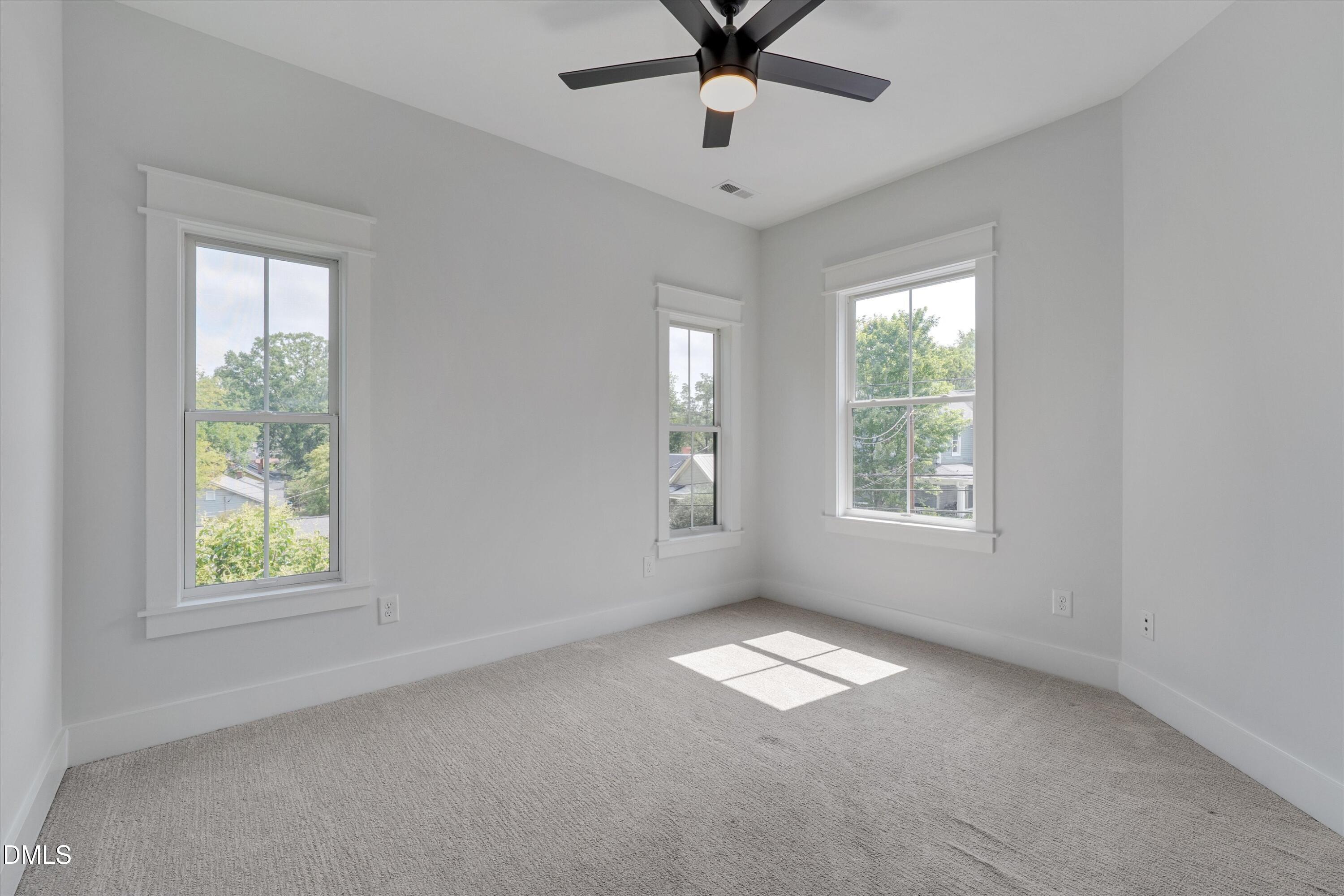 505 Oakwood Avenue Property Photo 33