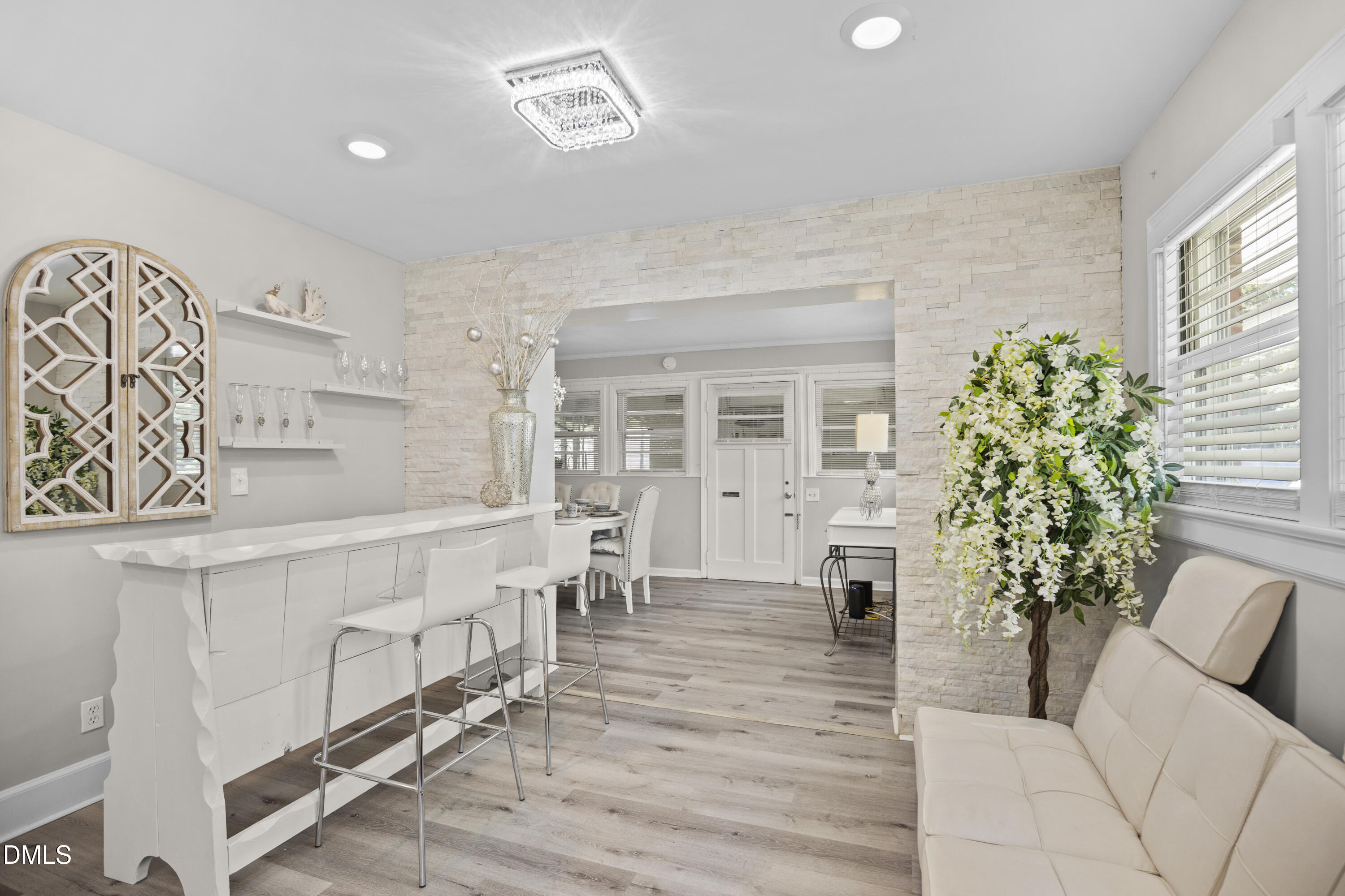 1608 Cheek Road Property Photo 8