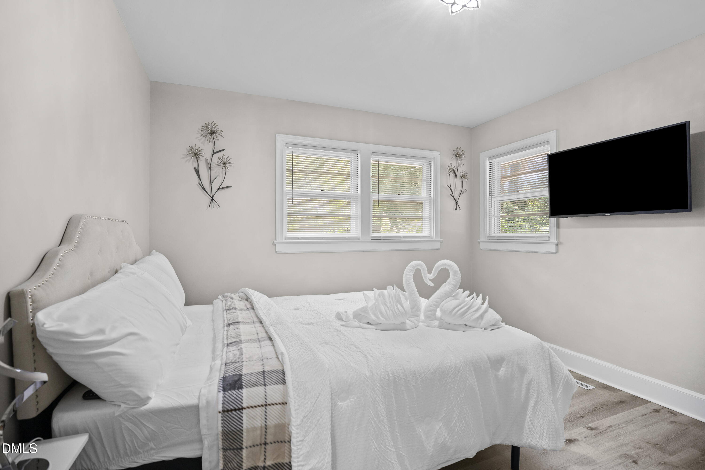 1608 Cheek Road Property Photo 20