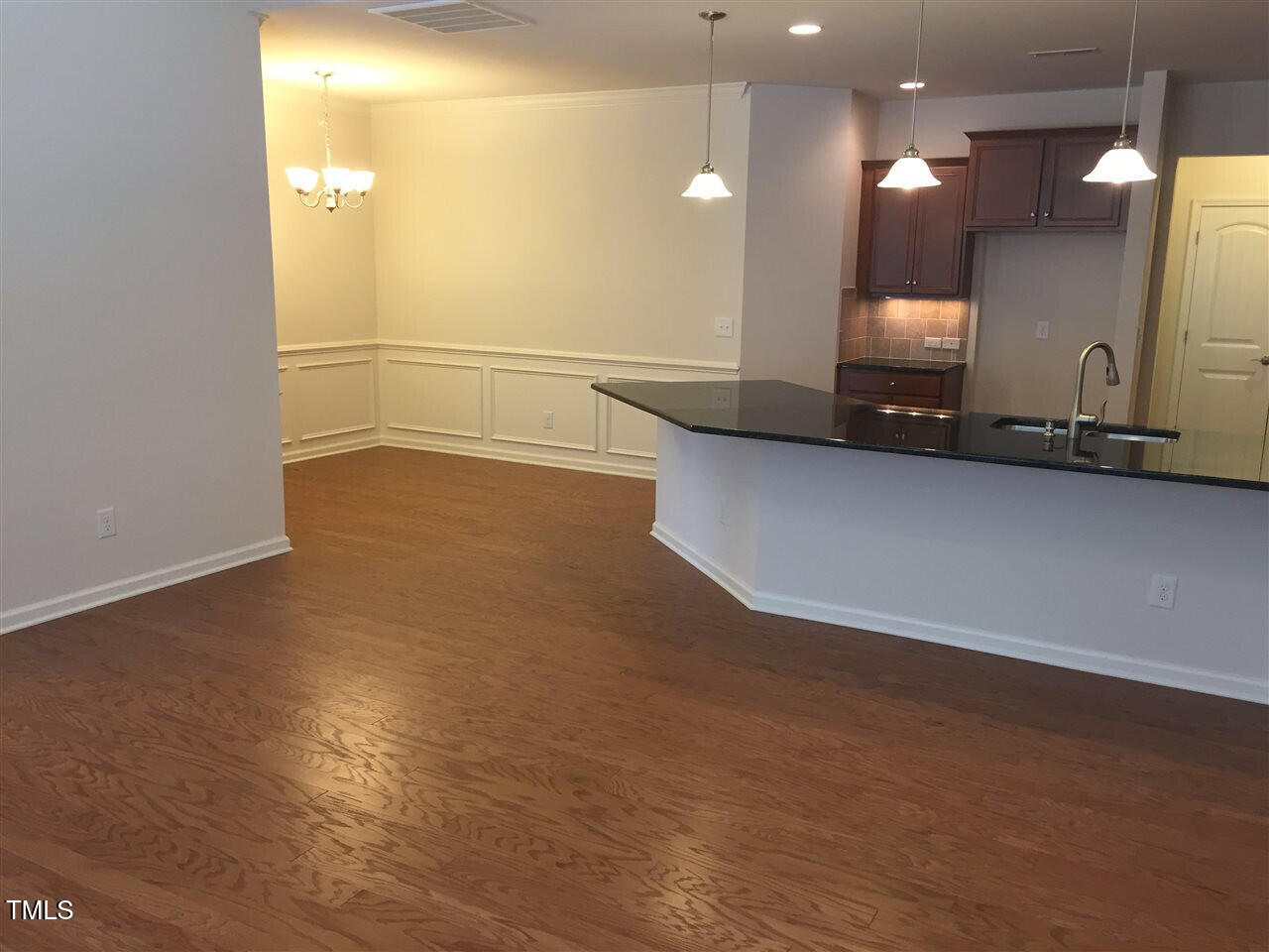 13 E Milan Court Property Photo 9