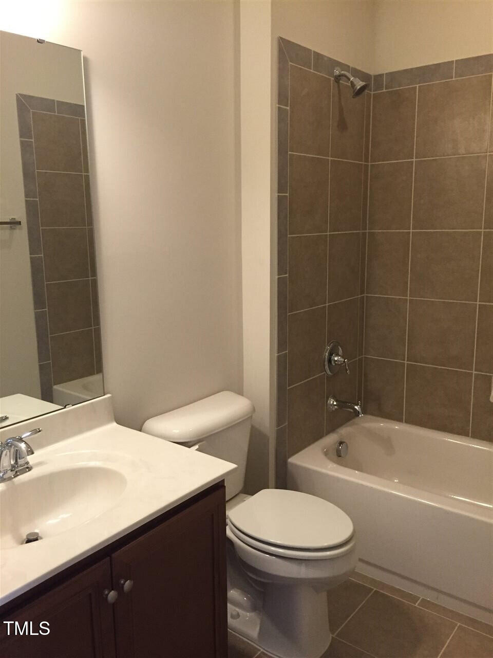 13 E Milan Court Property Photo 10