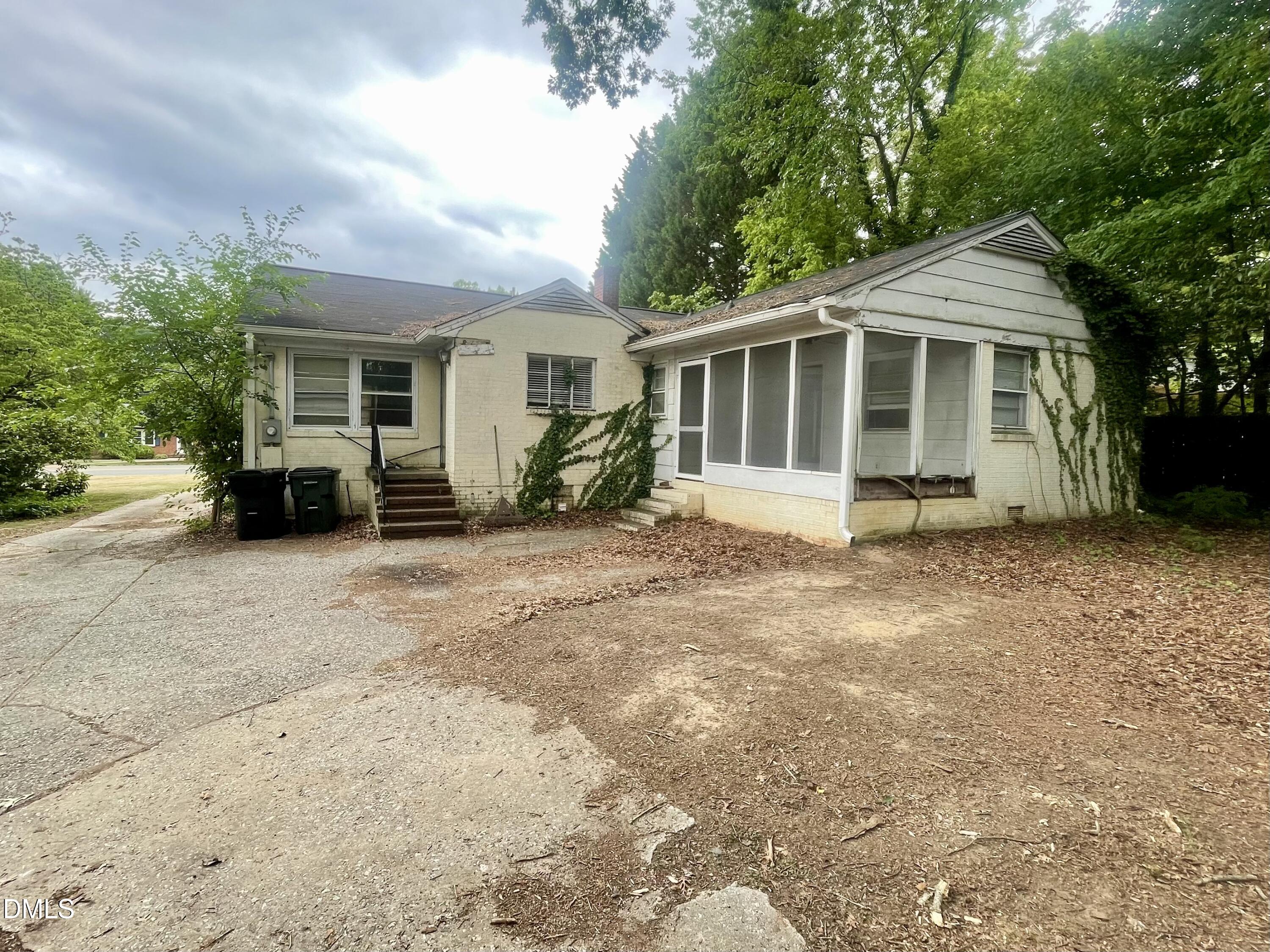 1505 W Front Street Property Photo 4