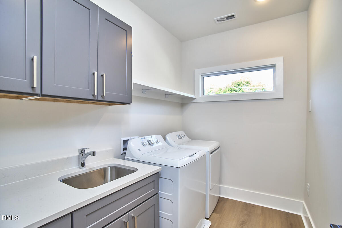 3027 Omah Street C Property Photo 16
